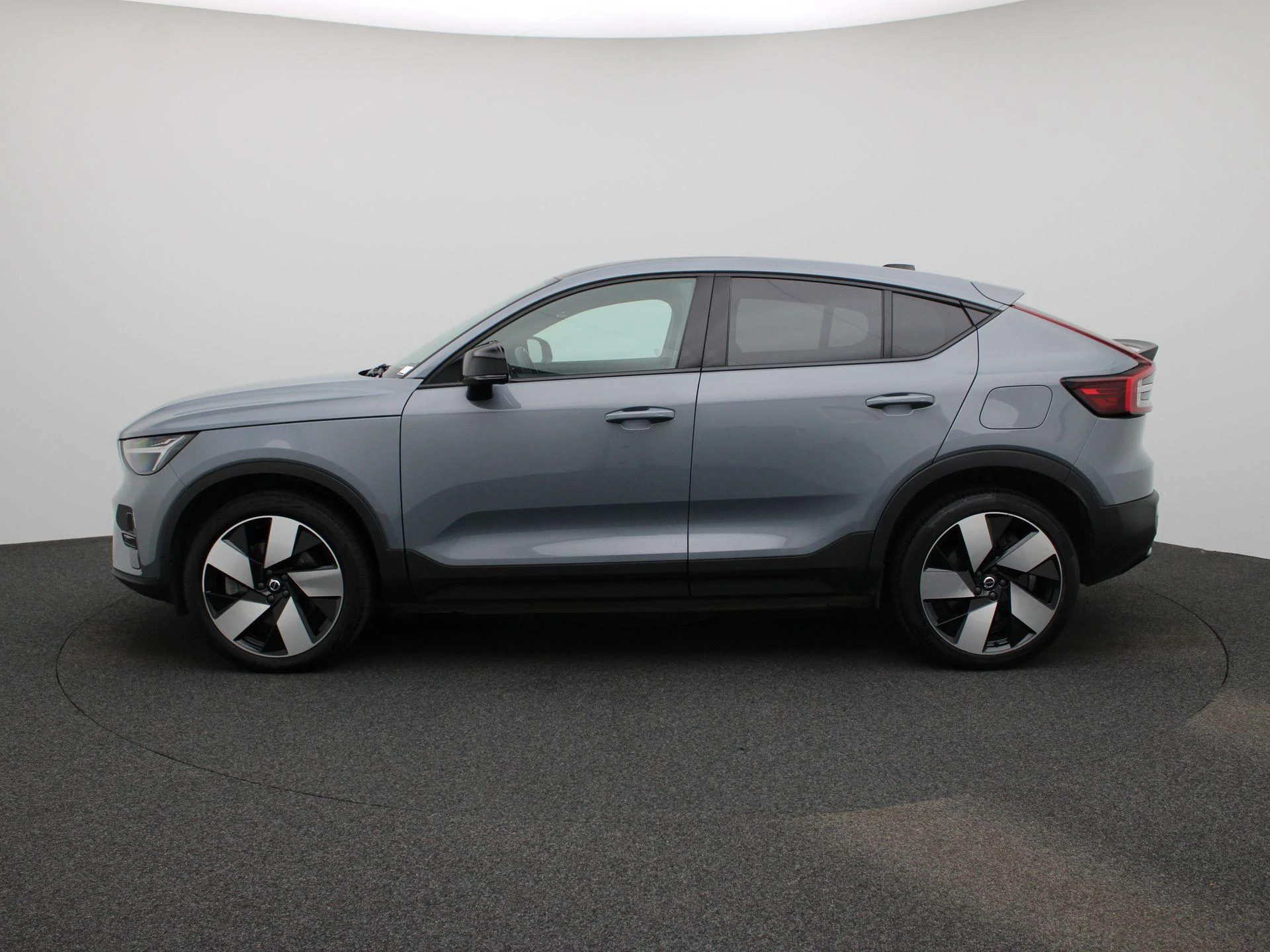 Volvo-C40-image-3