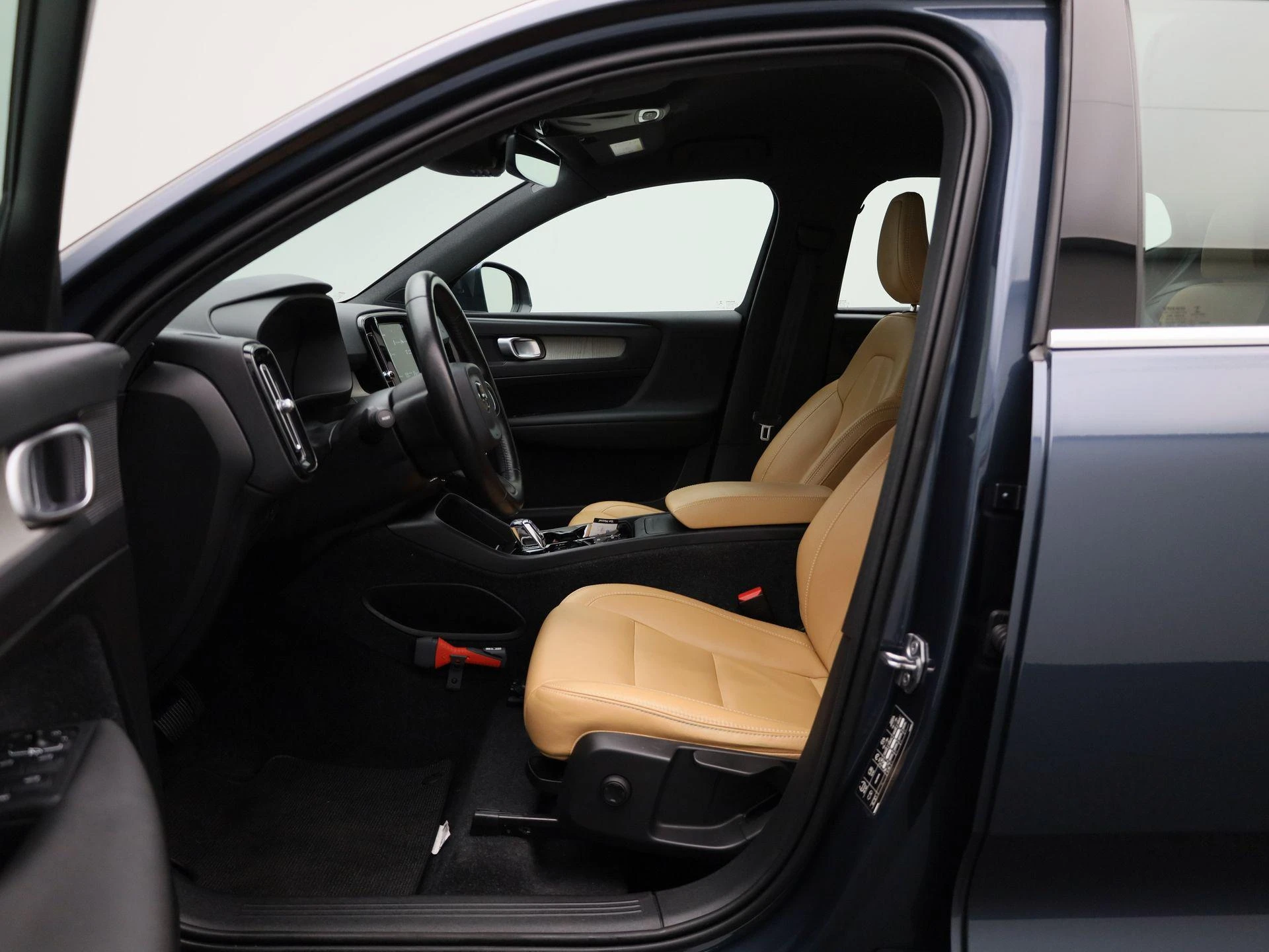 Volvo-XC40-image-9