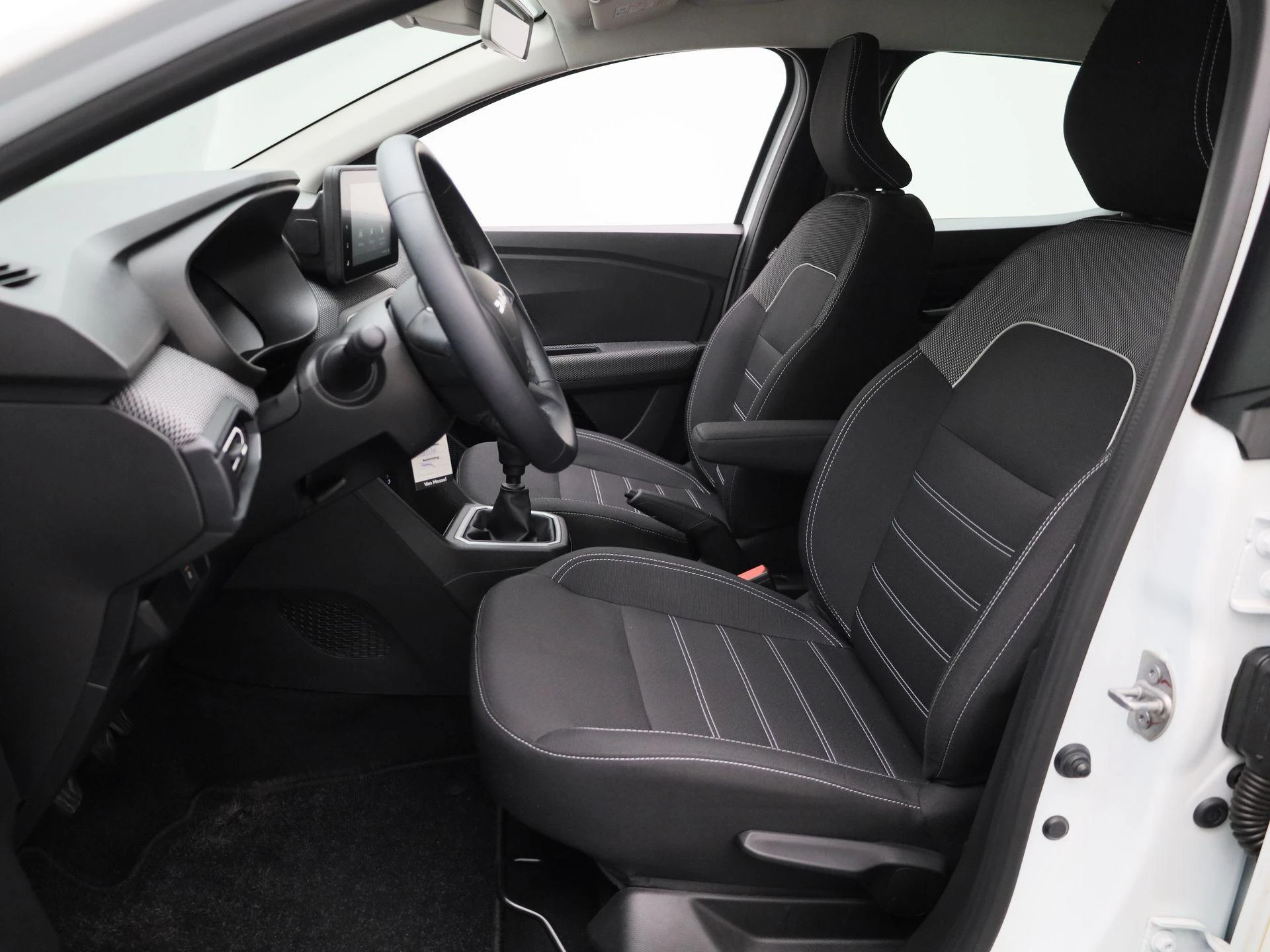 Dacia Sandero - 11