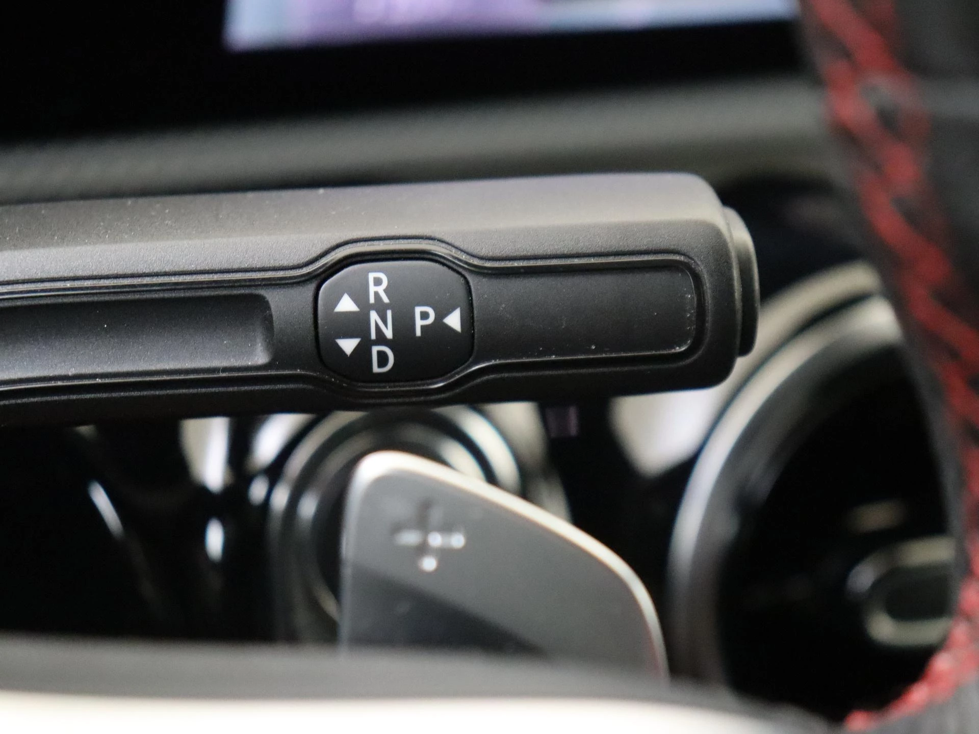 Mercedes-Benz-CLA-image-14