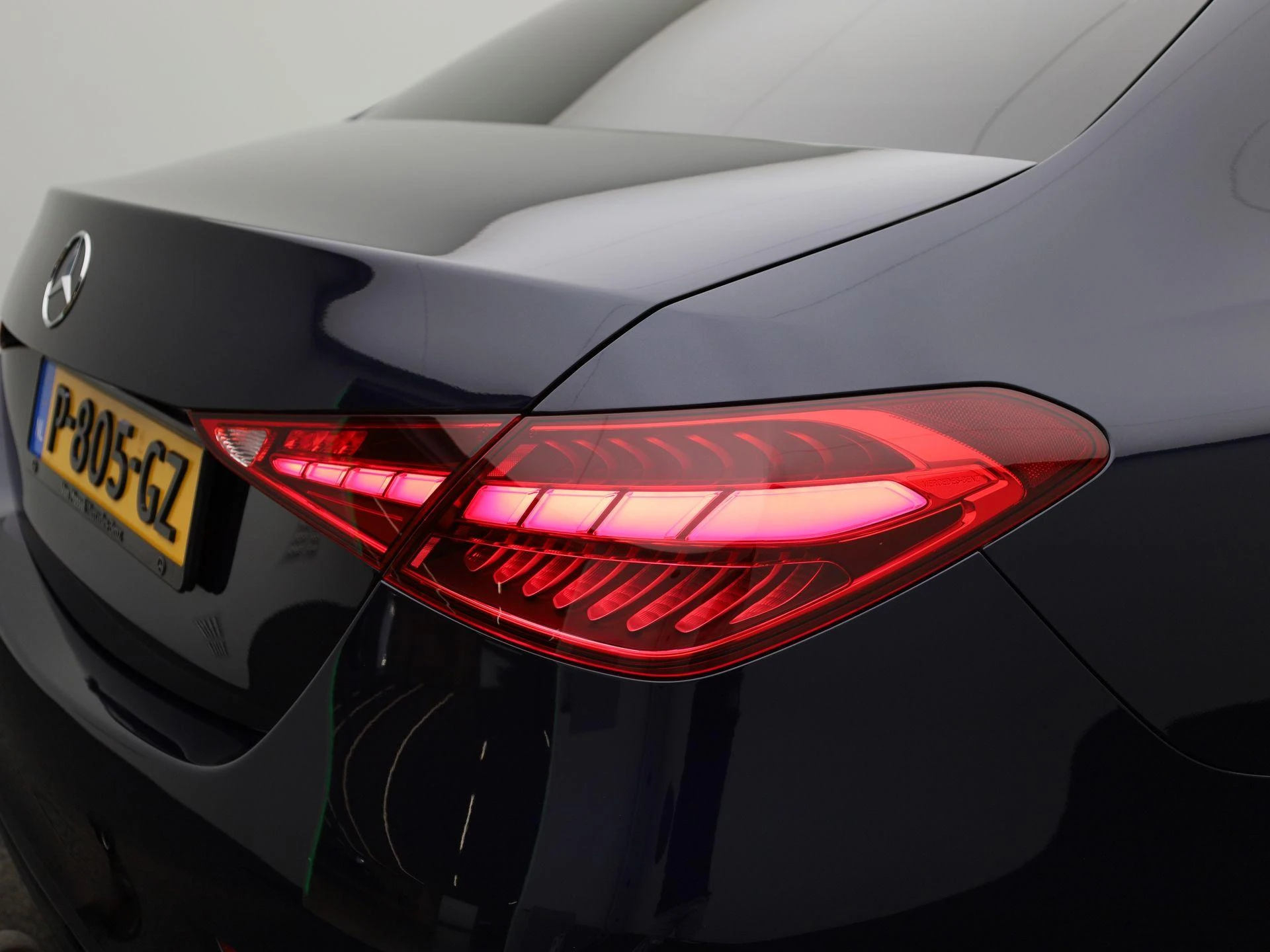 Mercedes-Benz-C-Klasse-image-45