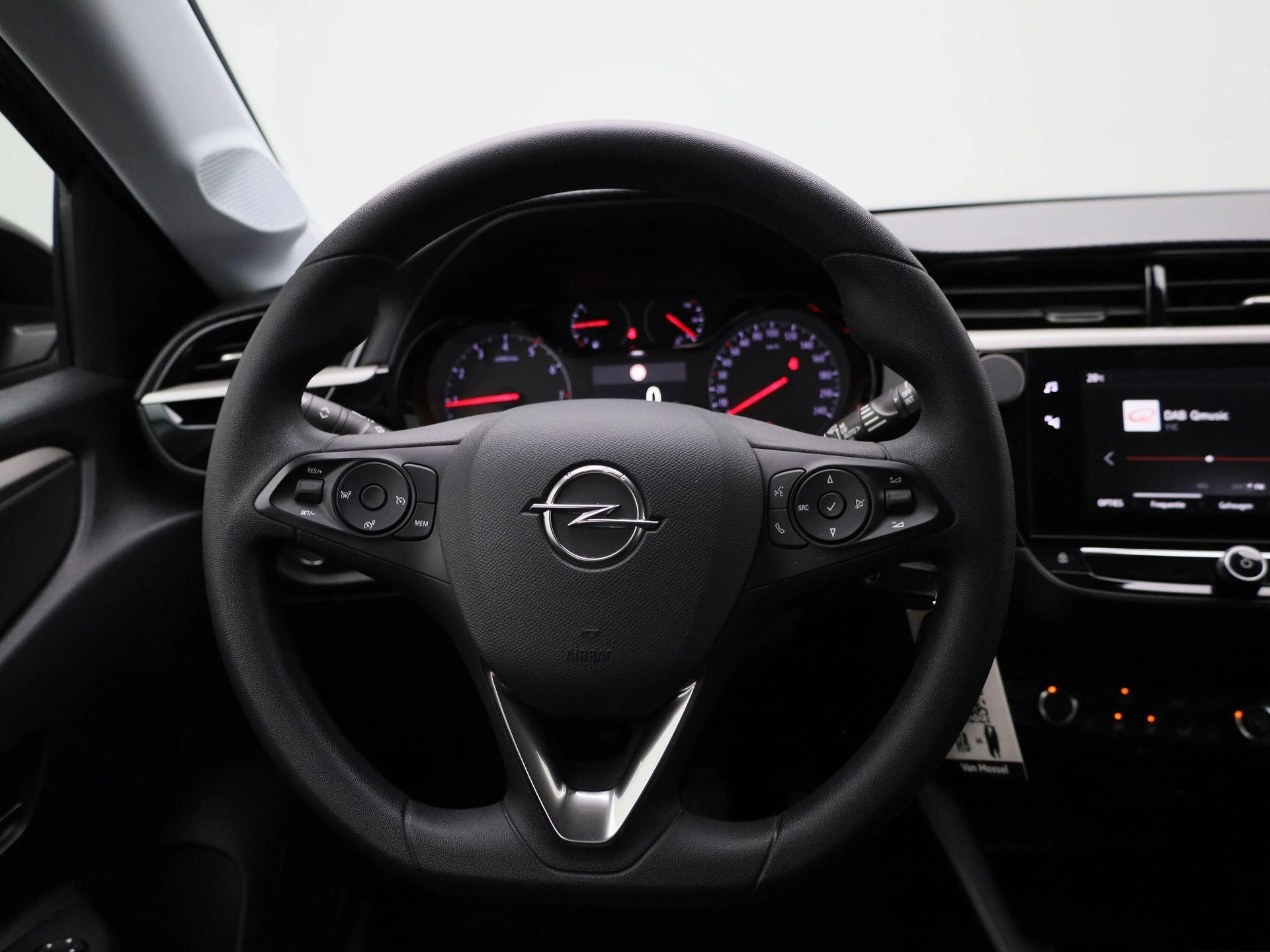 Opel-Corsa-image-6