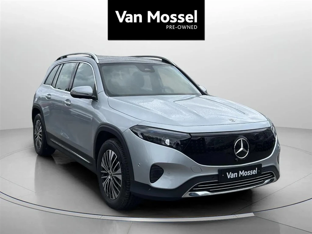 Mercedes-Benz-EQB-image-2