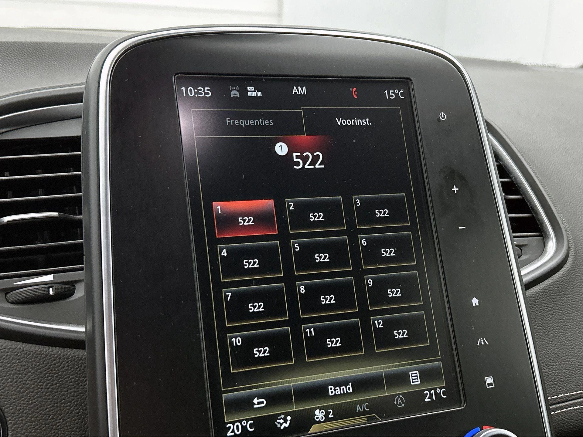 Renault-Scénic-image-5