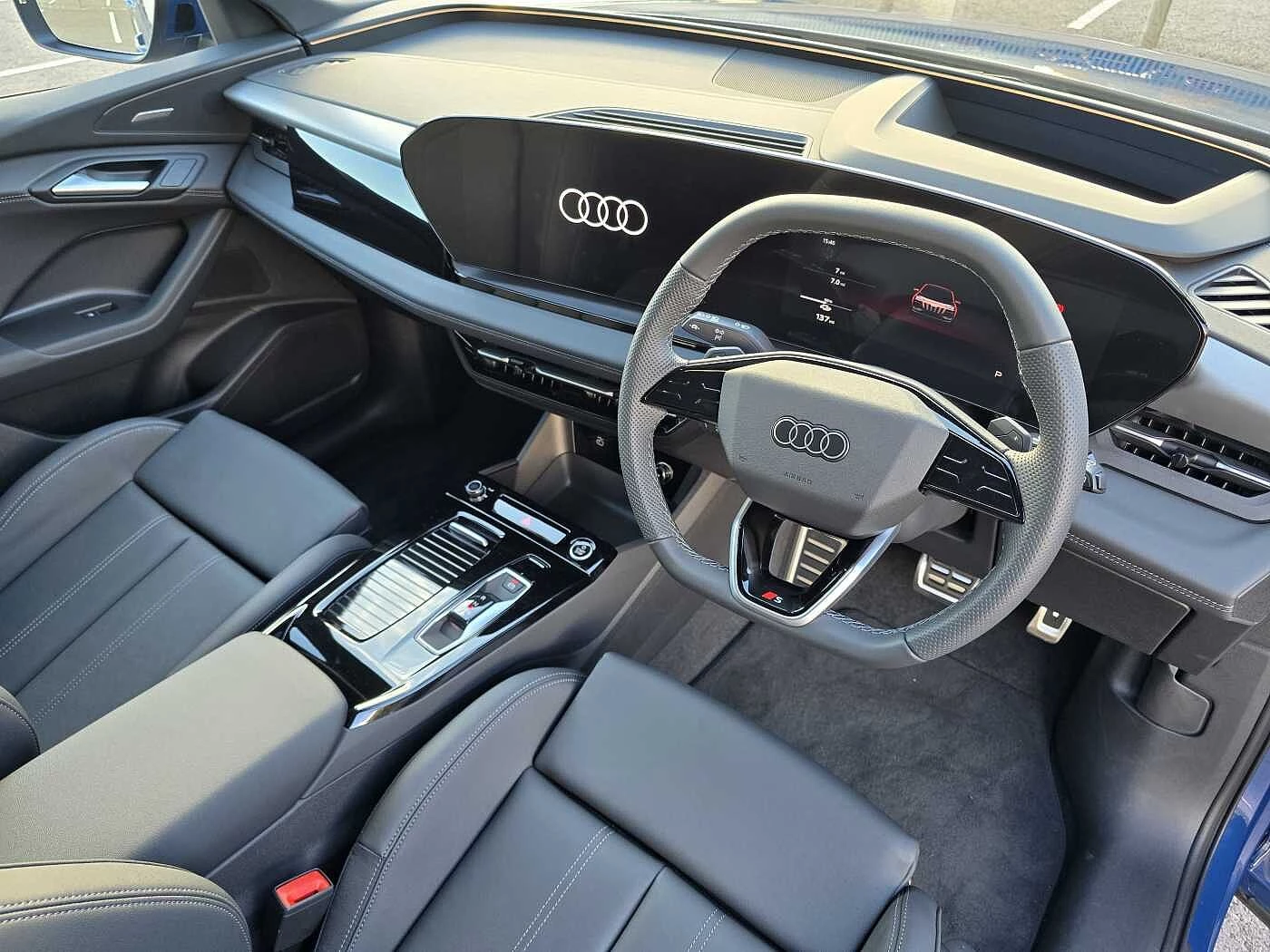 Audi-Q6 e-tron-image-5