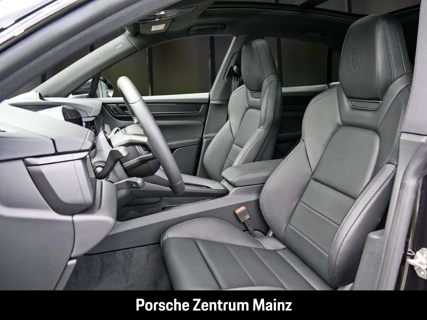 Porsche-Macan-image-20