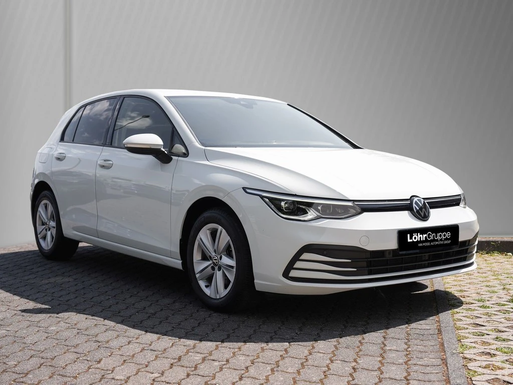 Volkswagen-Golf-image-2