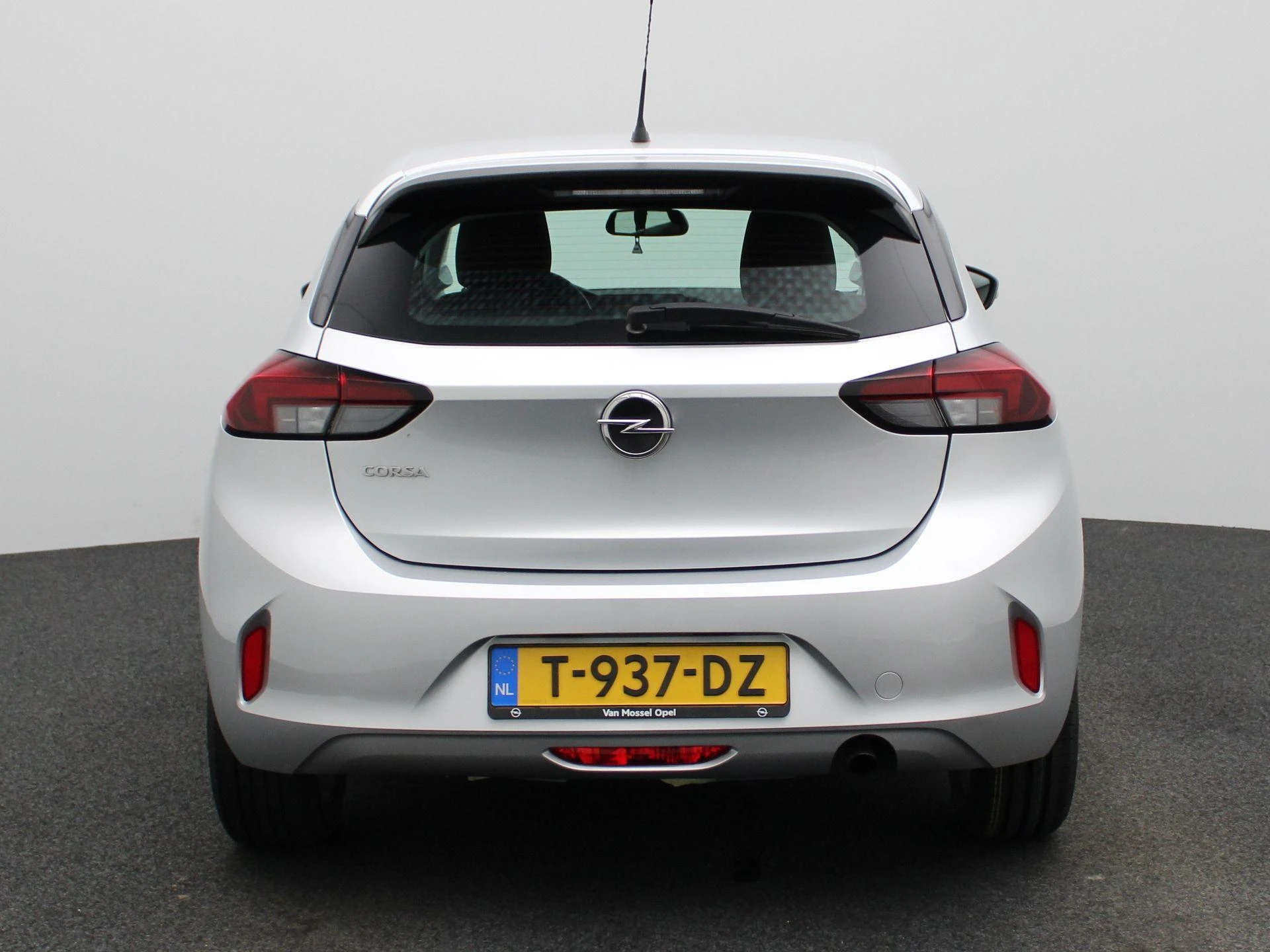 Opel-Corsa-image-4
