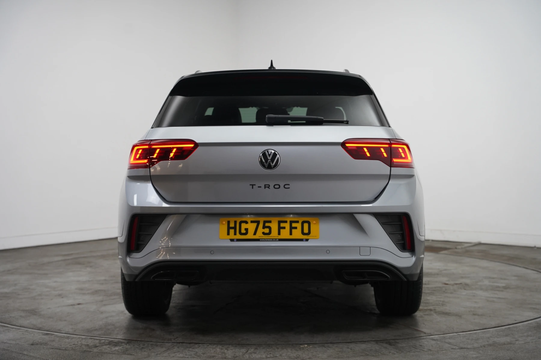 Volkswagen-T-Roc-image-15