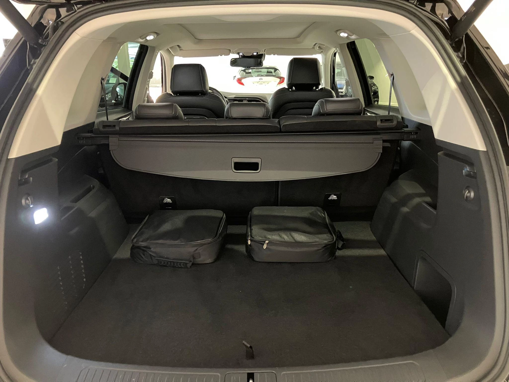 Maxus-eUNIQ6-image-24