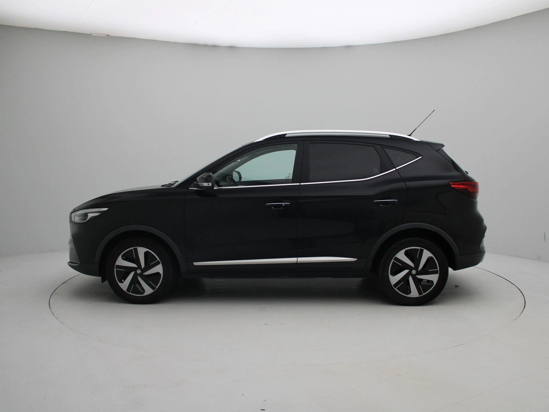 MG-ZS EV-image-4