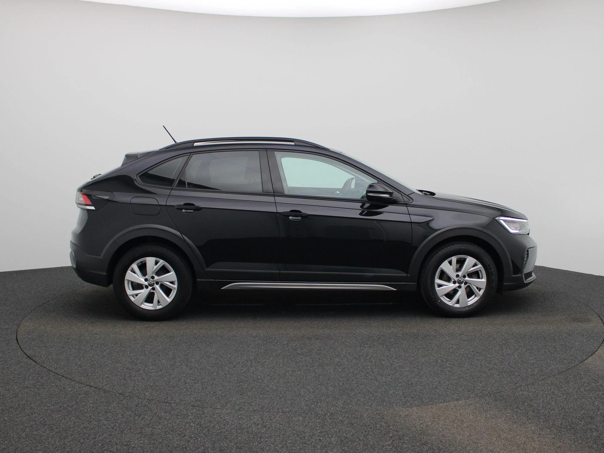 Volkswagen-Taigo-image-5