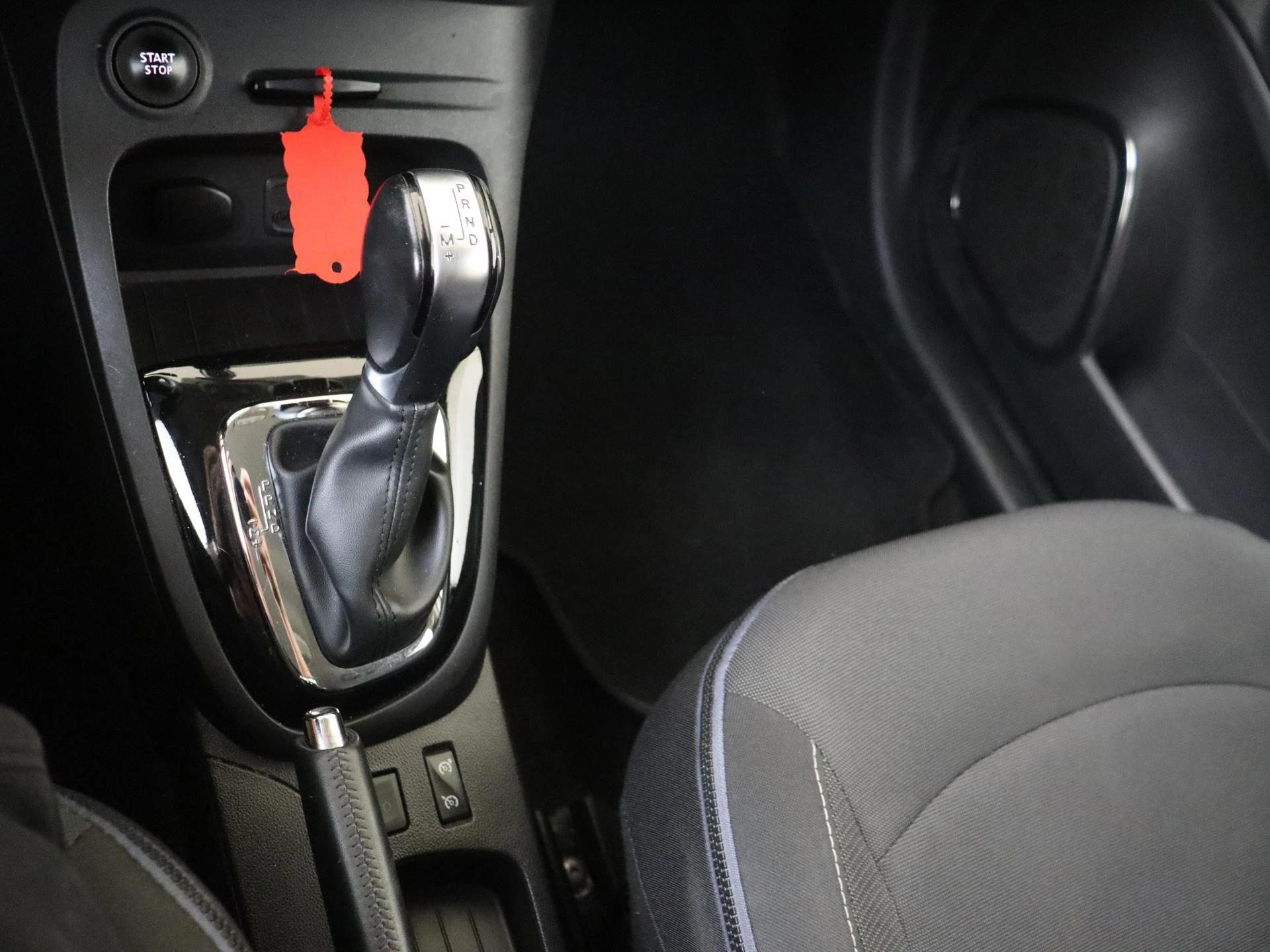 Renault-Captur-image-14