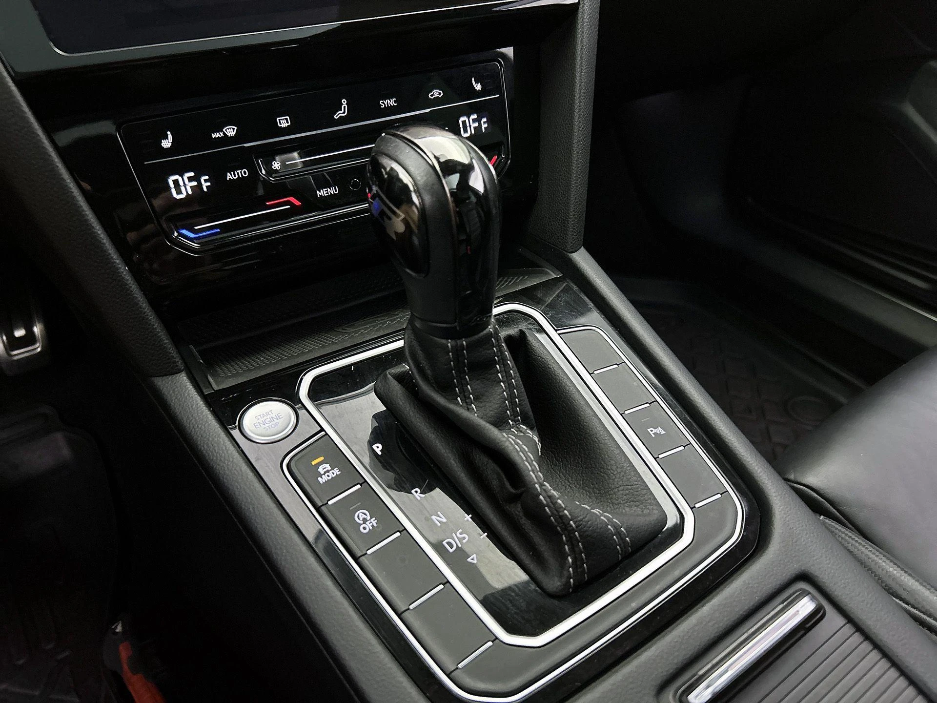 Volkswagen-Passat-image-32