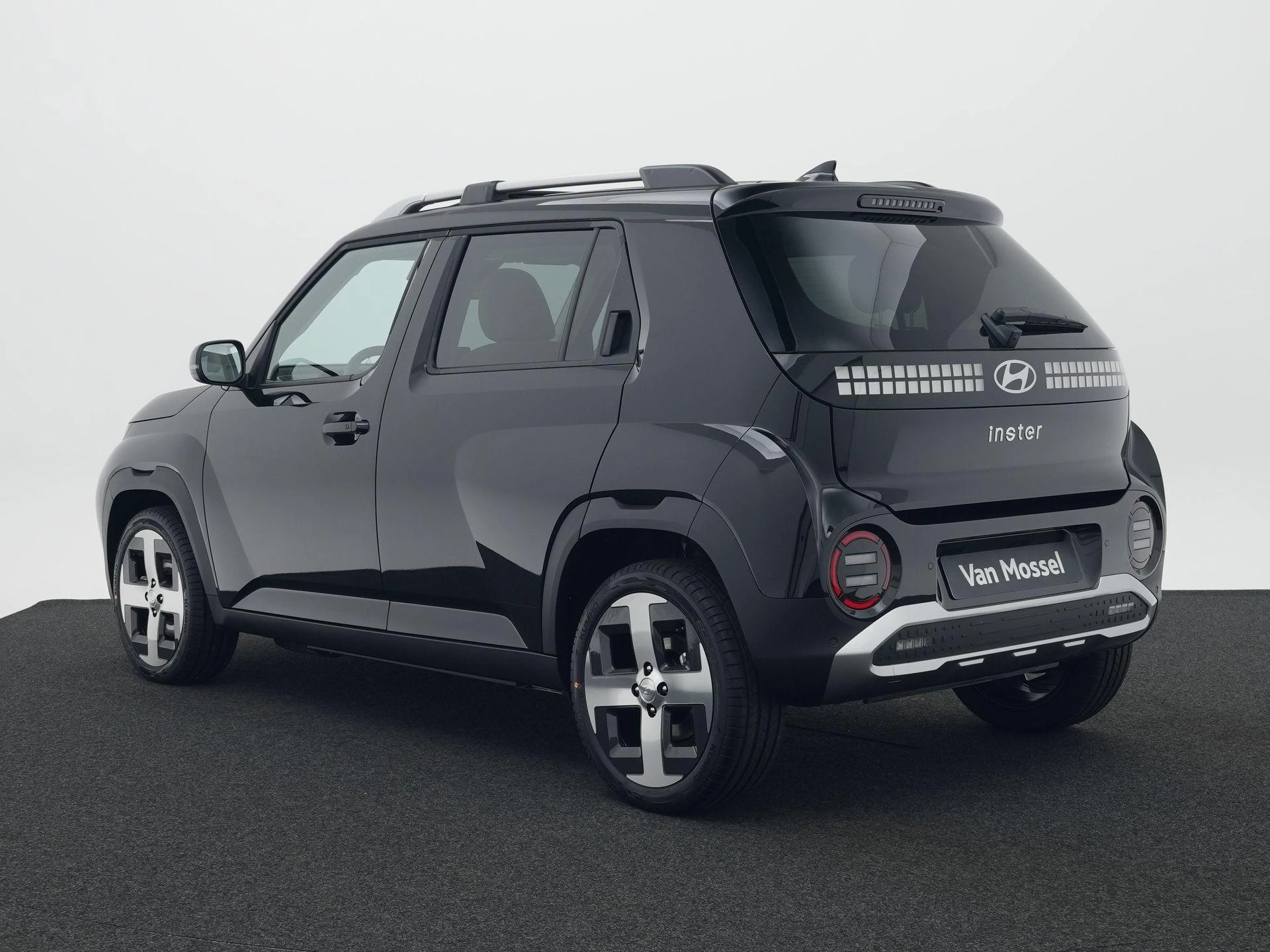Hyundai-Inster-image-1