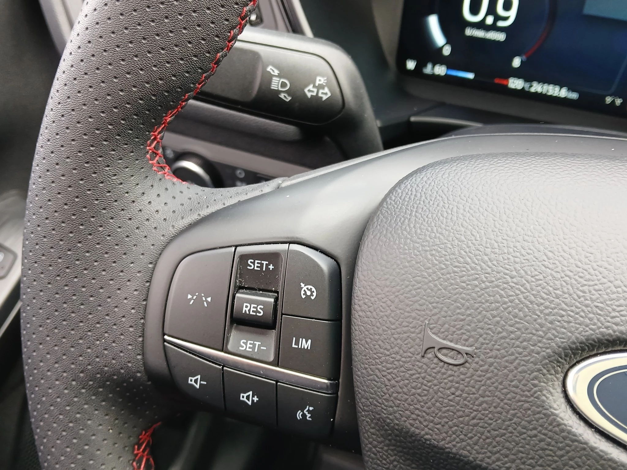 Ford-Kuga-image-19