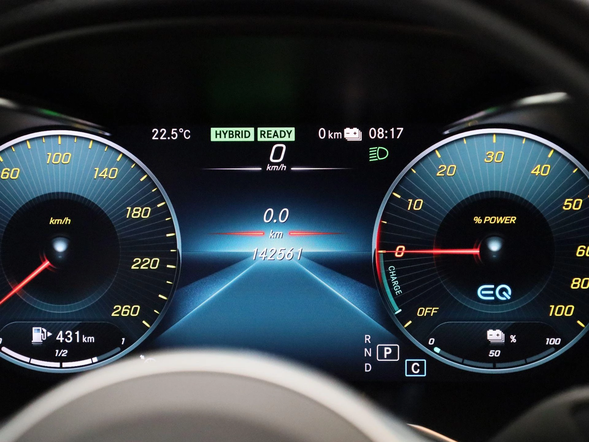Mercedes-Benz-C-Klasse-image-7