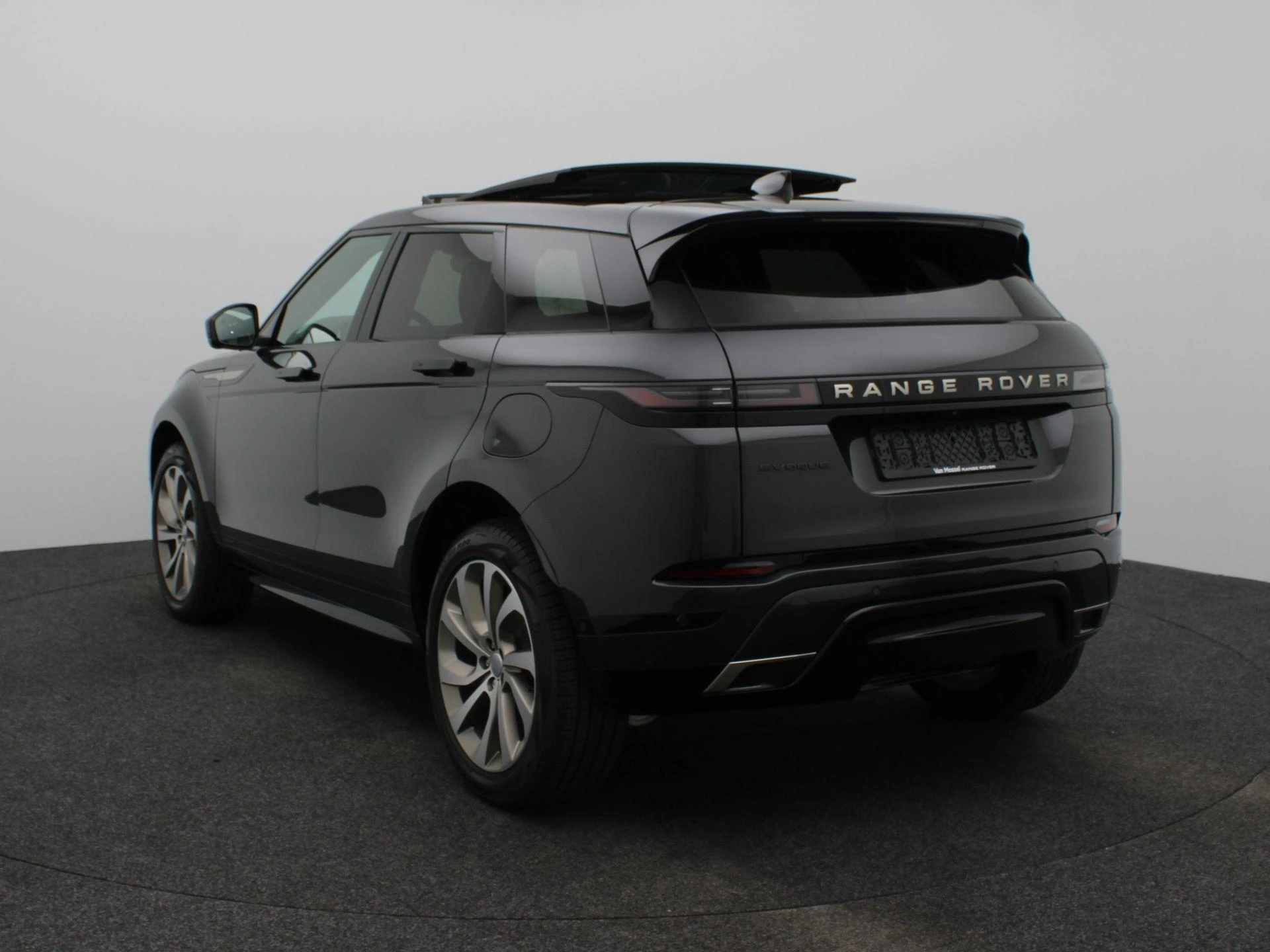 Land Rover-Range Rover Evoque-image-1