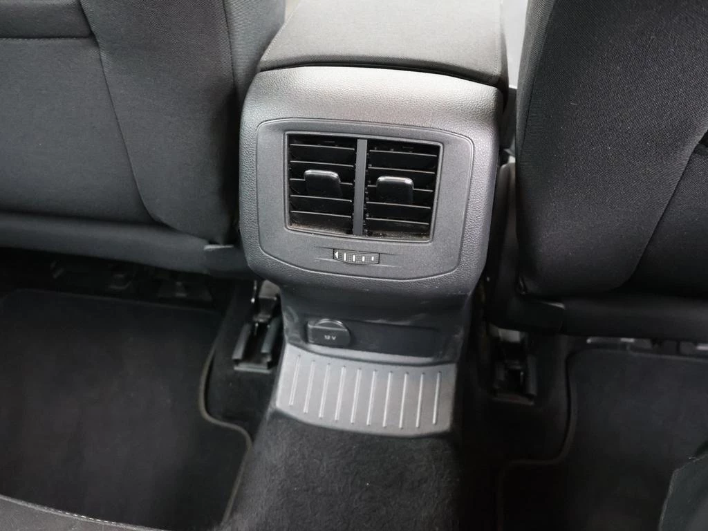 Volkswagen T-Roc T-Roc Style 1.0TSI 115PK *ACC*PDC*NAVI*APP-CONNECT*BTLH*...*