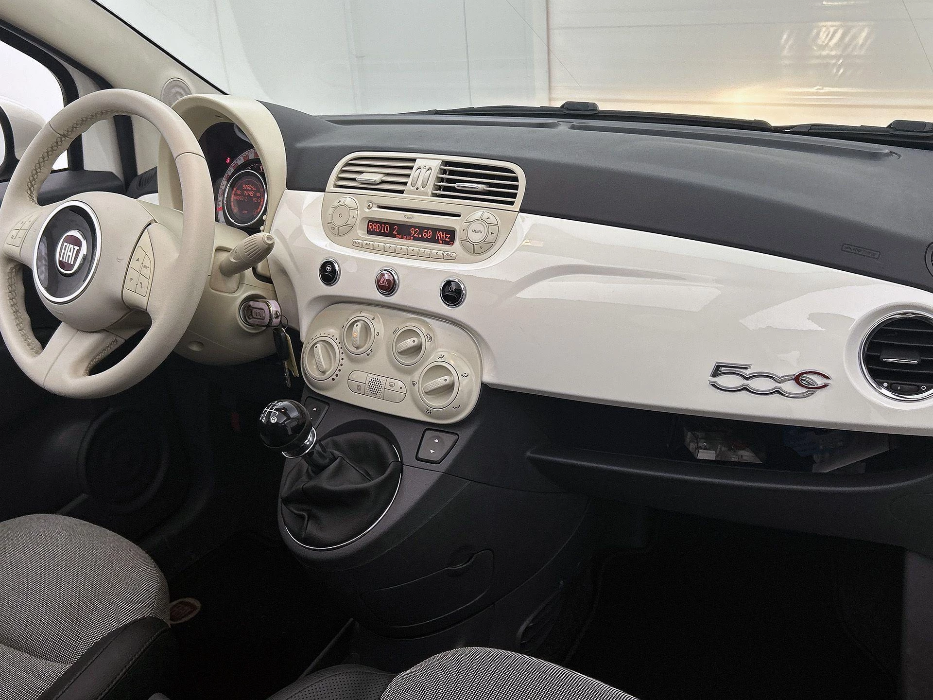 Fiat-500C-image-9