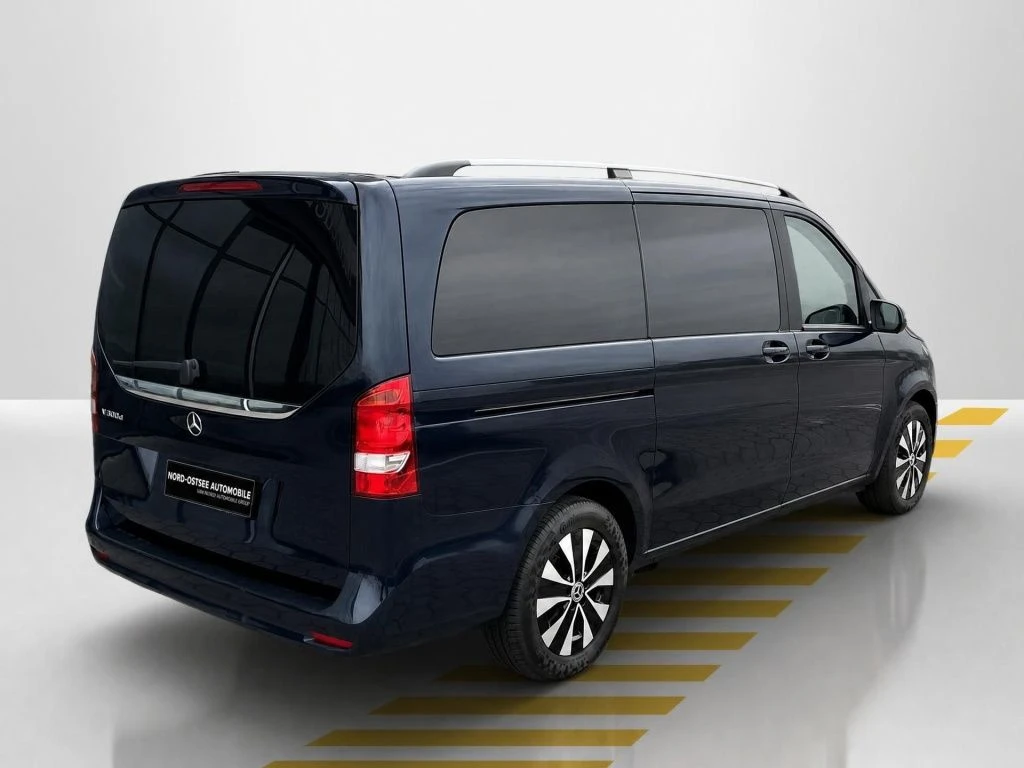 Mercedes-Benz-V-Klasse 300-image-6