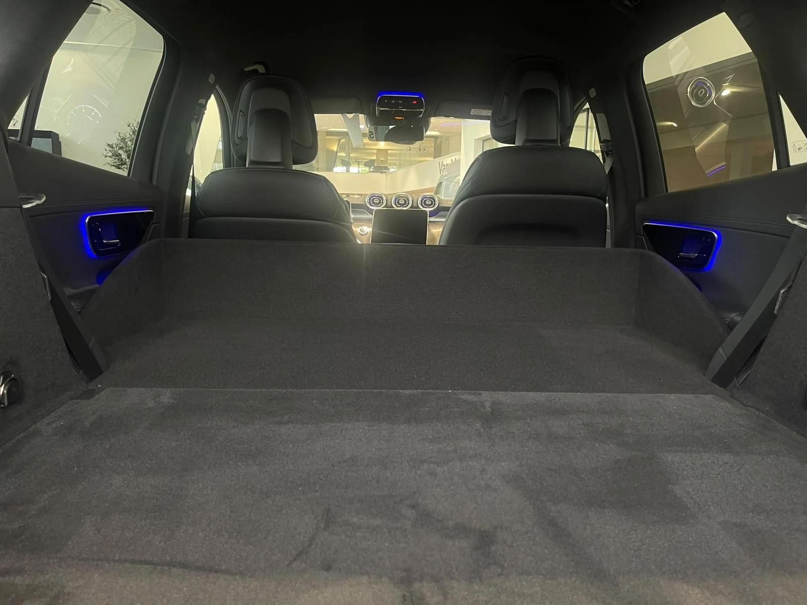 Mercedes-Benz-GLC-image-45