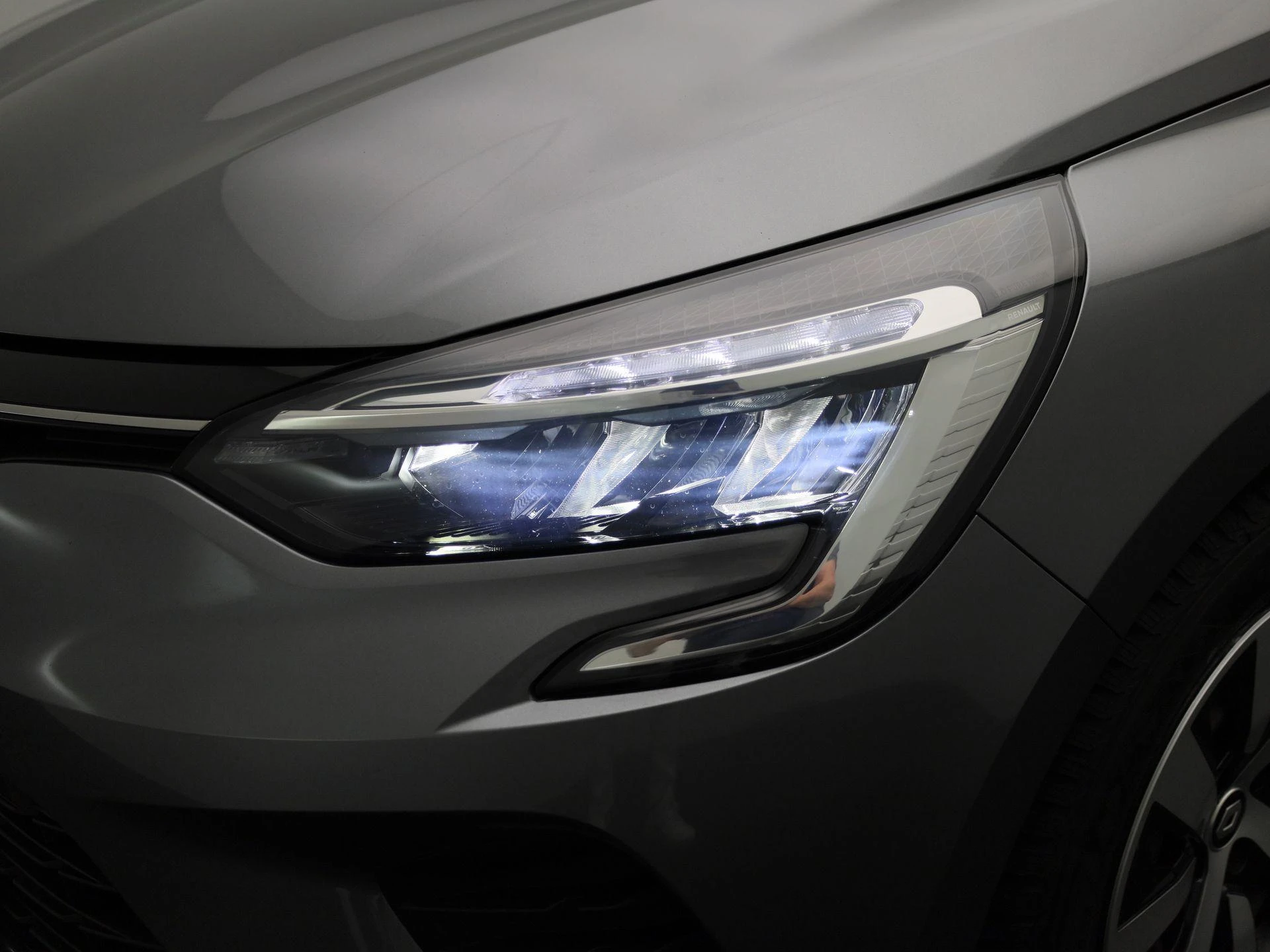 Renault-Clio-image-14