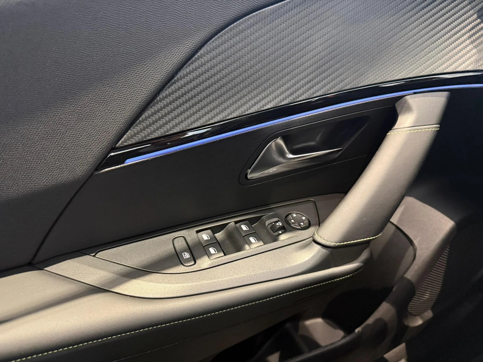 Peugeot-2008-image-14