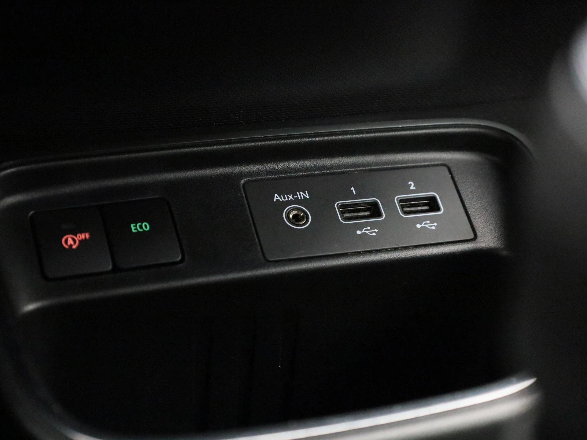 Renault-Twingo-image-24