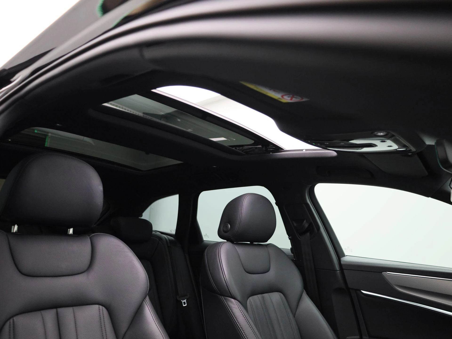 Audi-A6-image-47