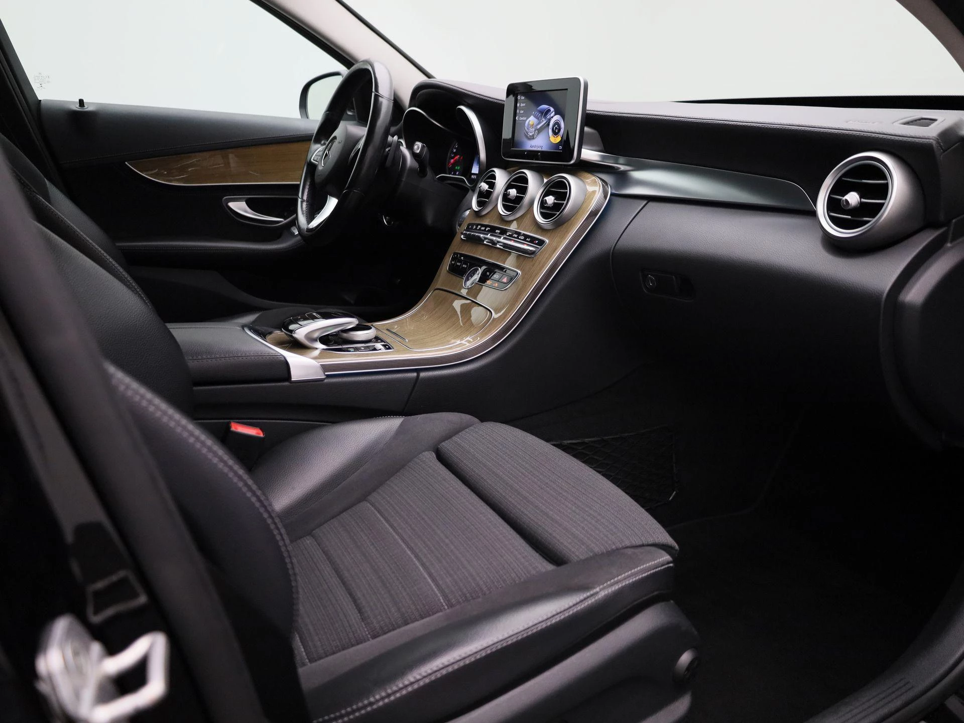 Mercedes-Benz C-Klasse 200