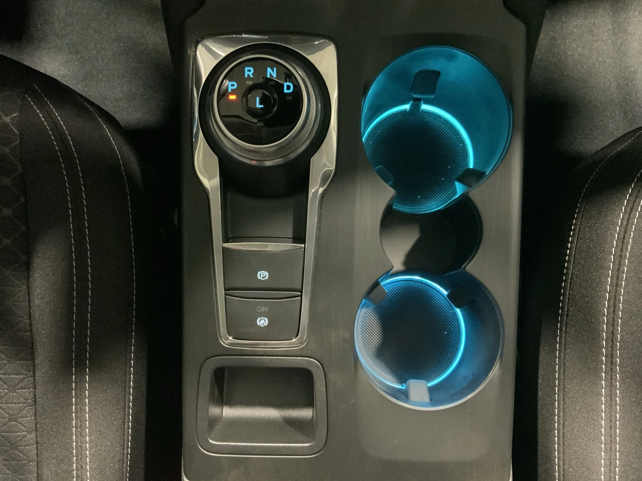 Ford-Kuga-image-17