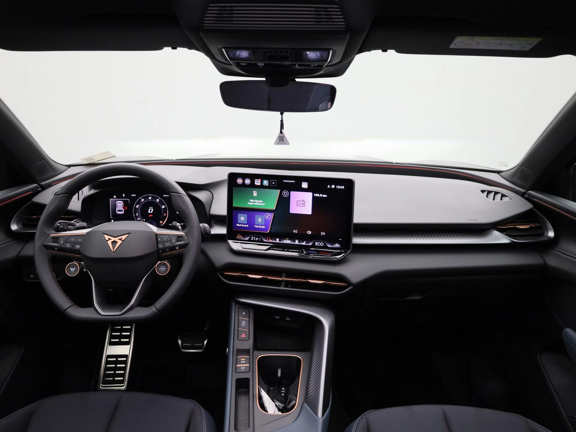 CUPRA Terramar 1.5 TSI e-Hybrid Business