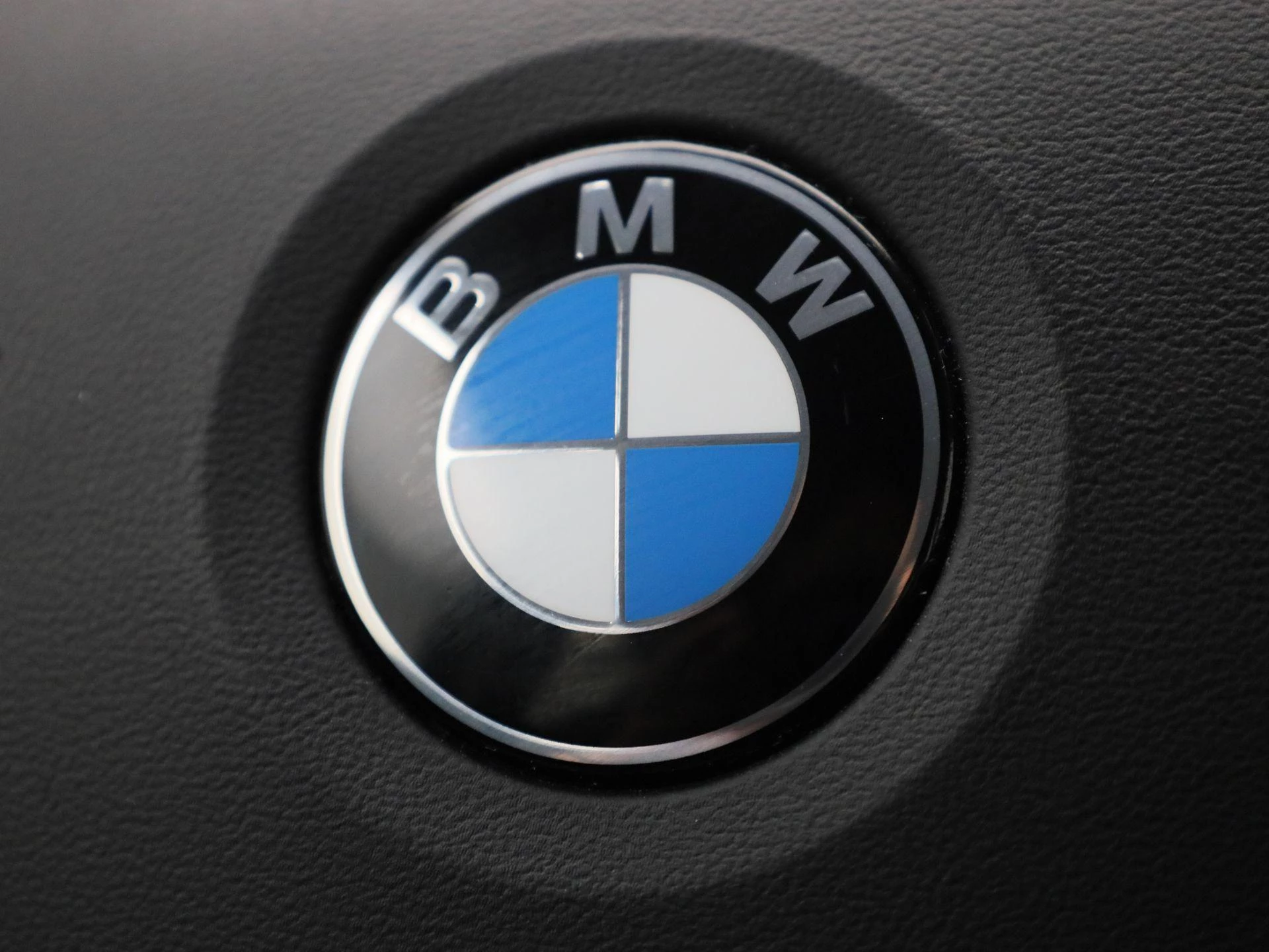 BMW Série 1 Hatch 116iA (80 kW)