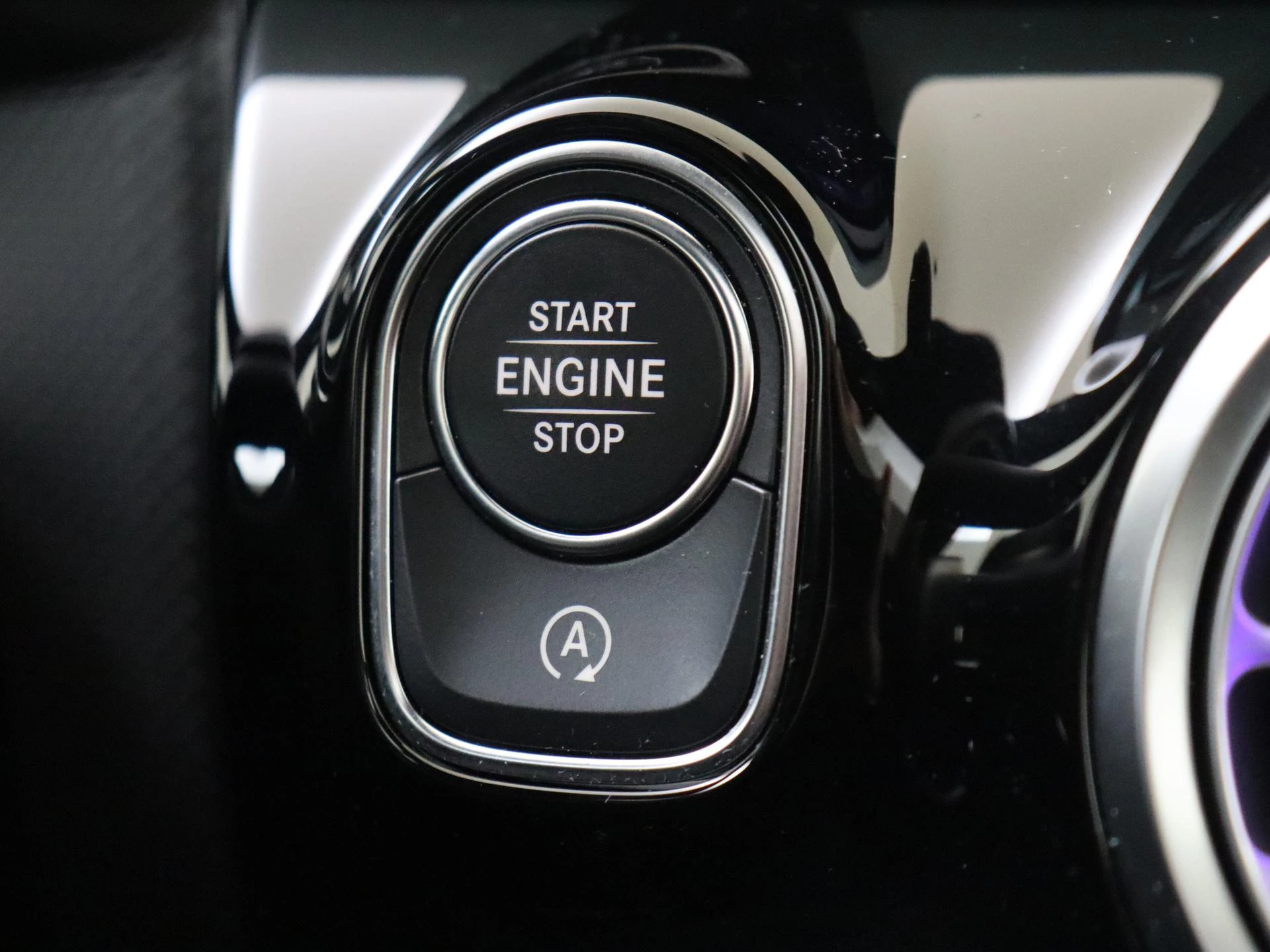 Mercedes-Benz-A-Klasse-image-25