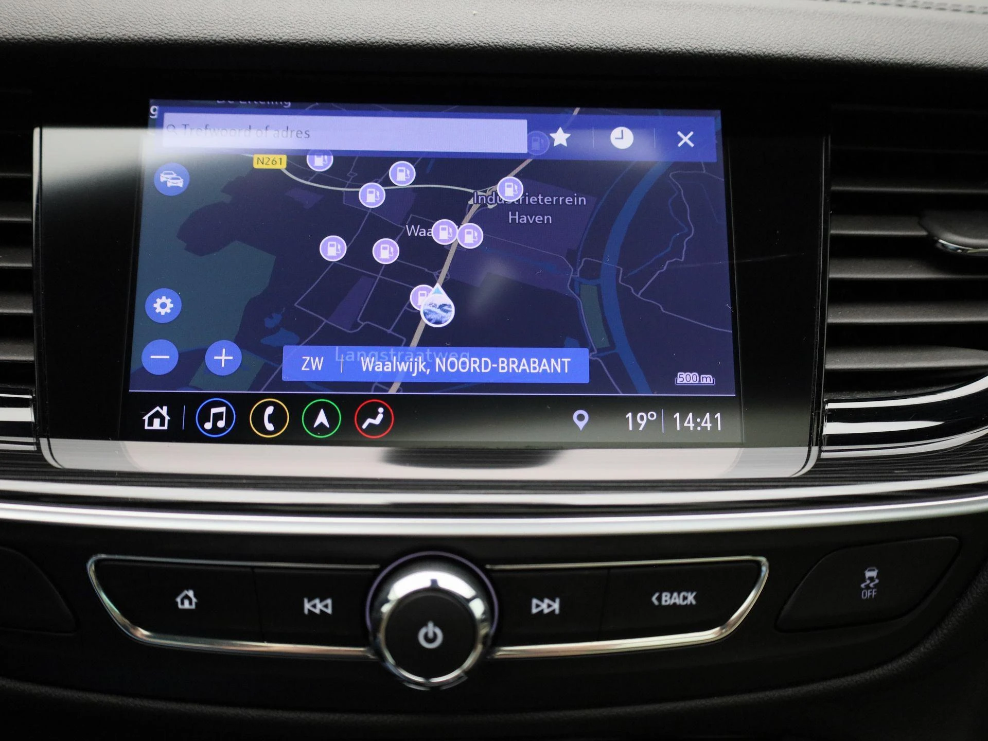 Opel-Insignia-image-17