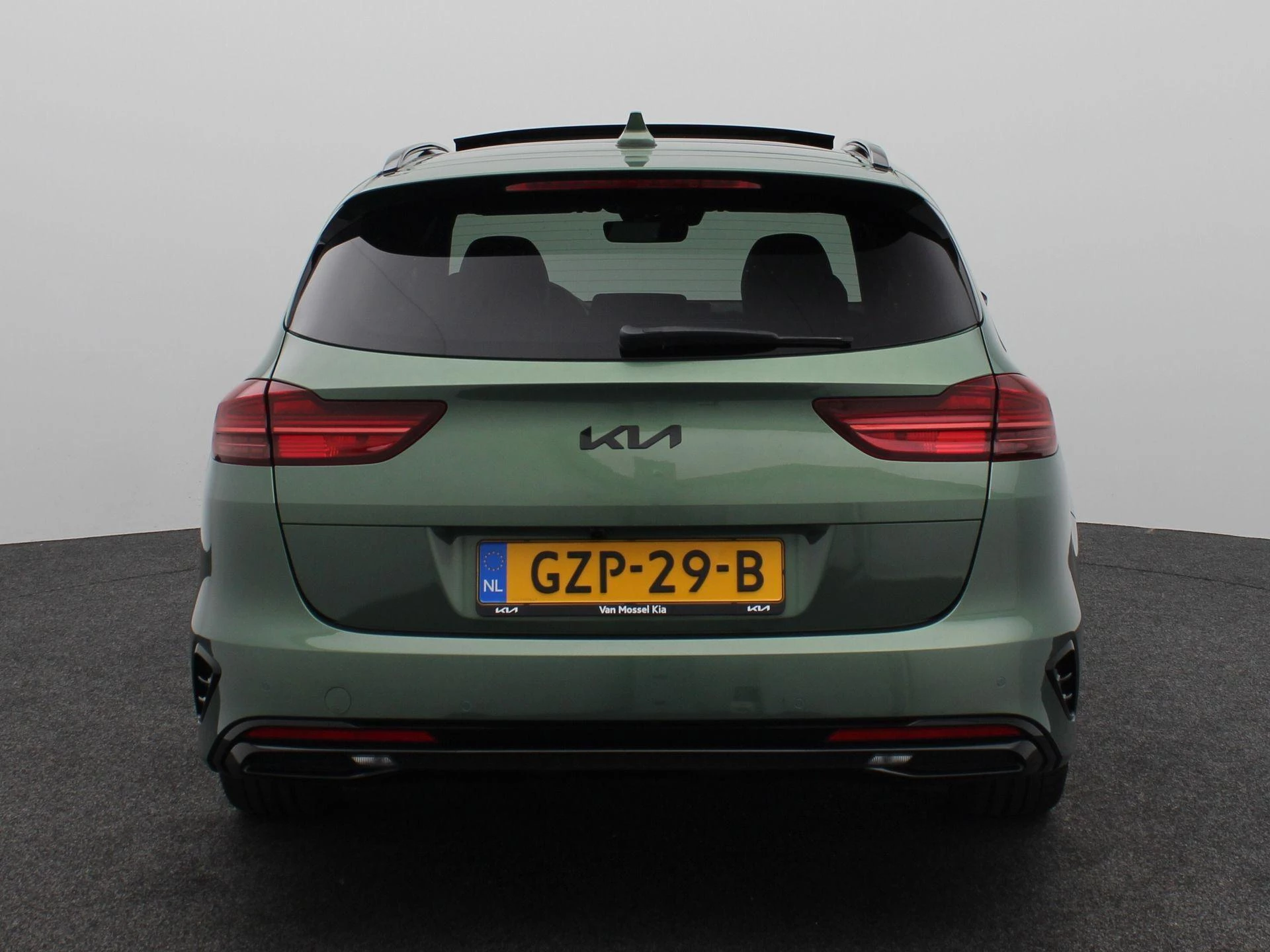 Kia-Ceed Sportswagon-image-4