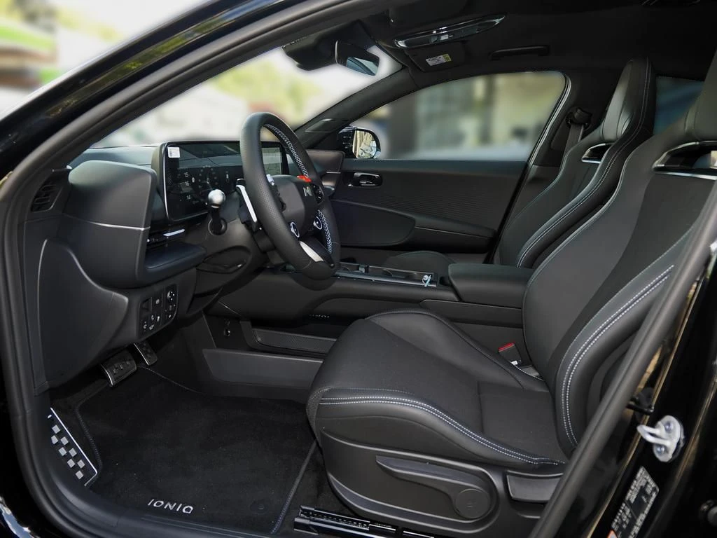 Hyundai-IONIQ 6-image-20