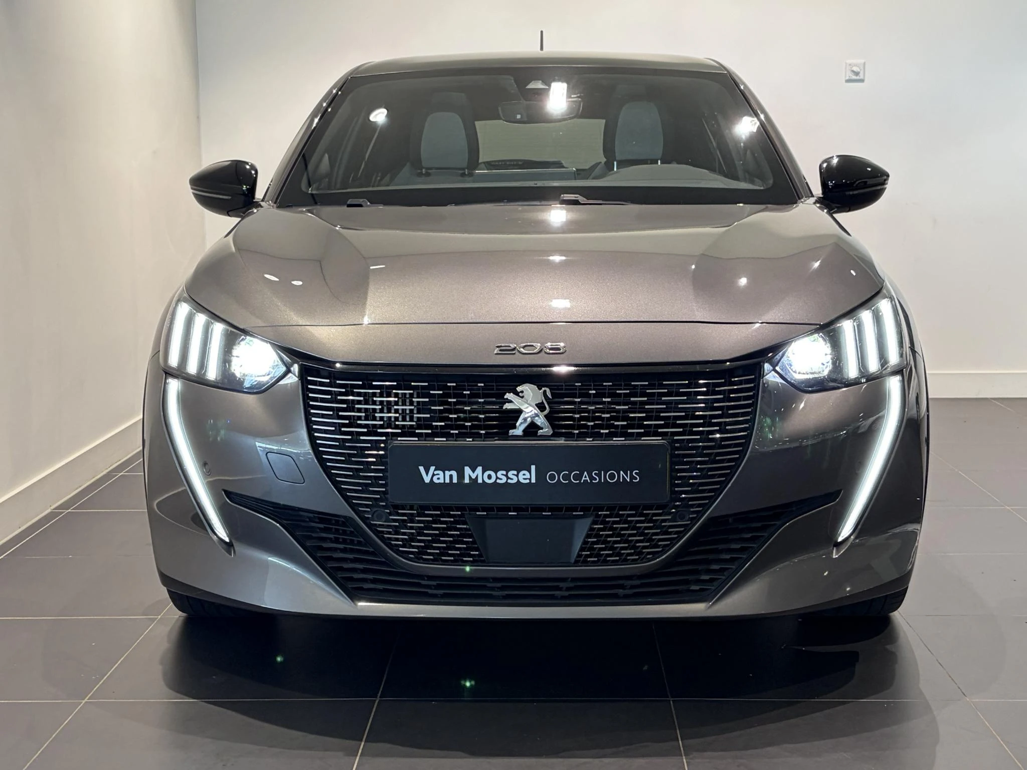 Peugeot-208-image-2