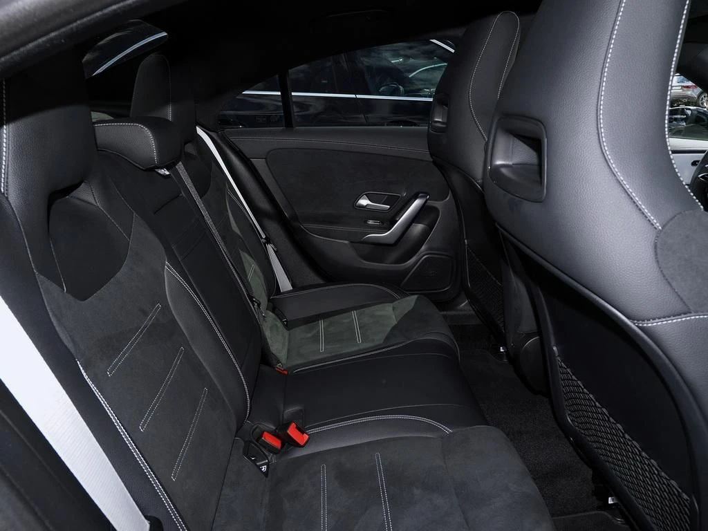 Mercedes-Benz-CLA 200 d-image-14