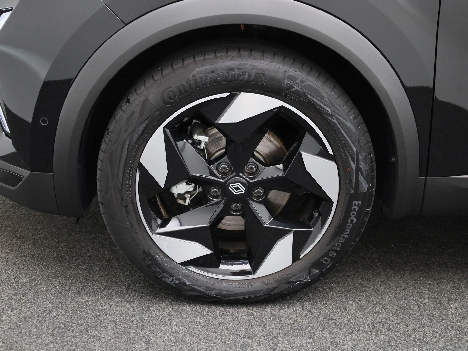 Renault-Captur-image-12