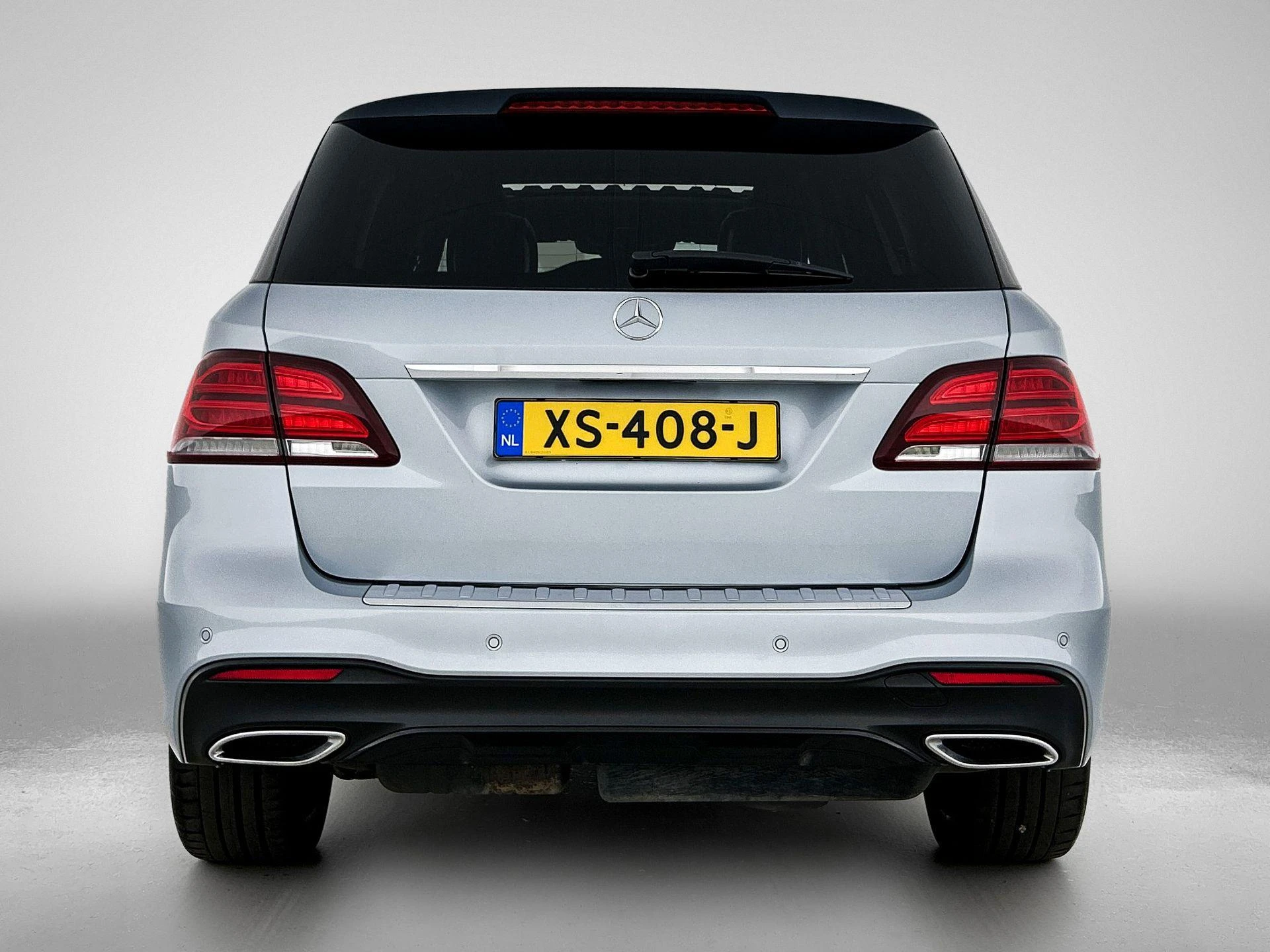 Mercedes-Benz-GLE-image-2