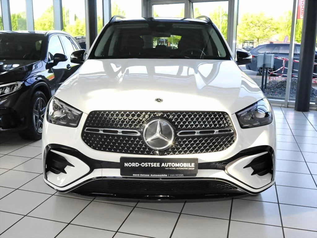 Mercedes-Benz-GLE 300 d-image-3