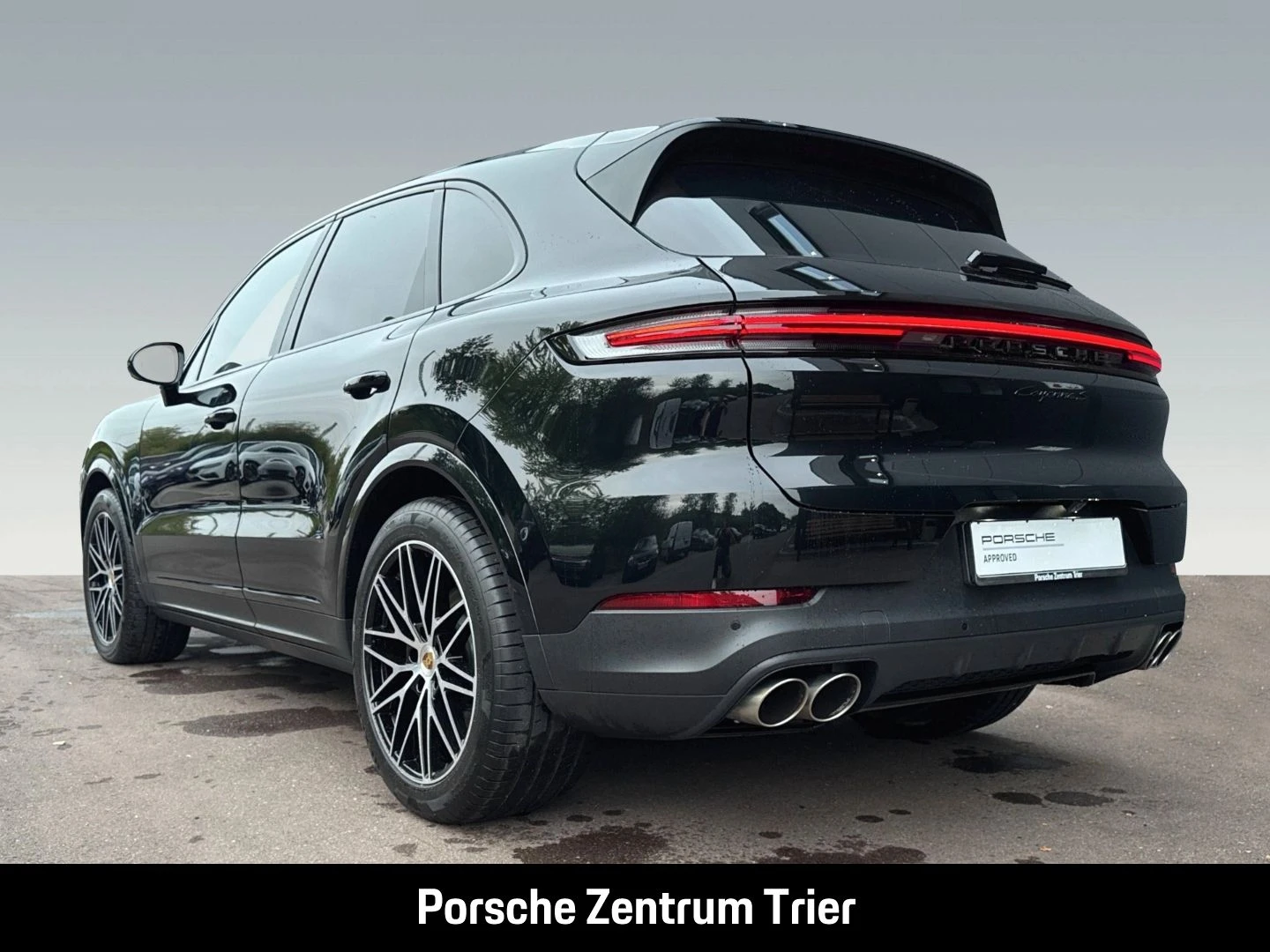 Porsche-Cayenne-image-2