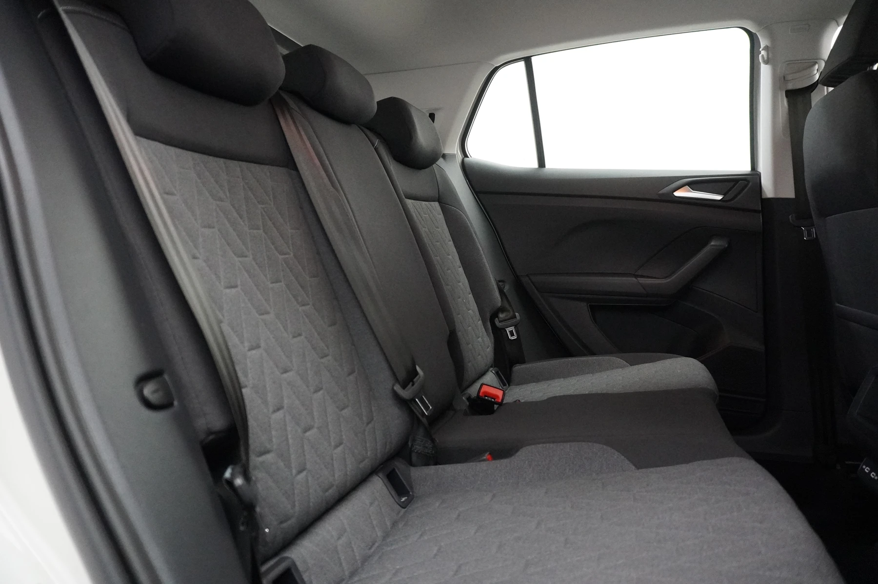 Volkswagen-T-Cross-image-13