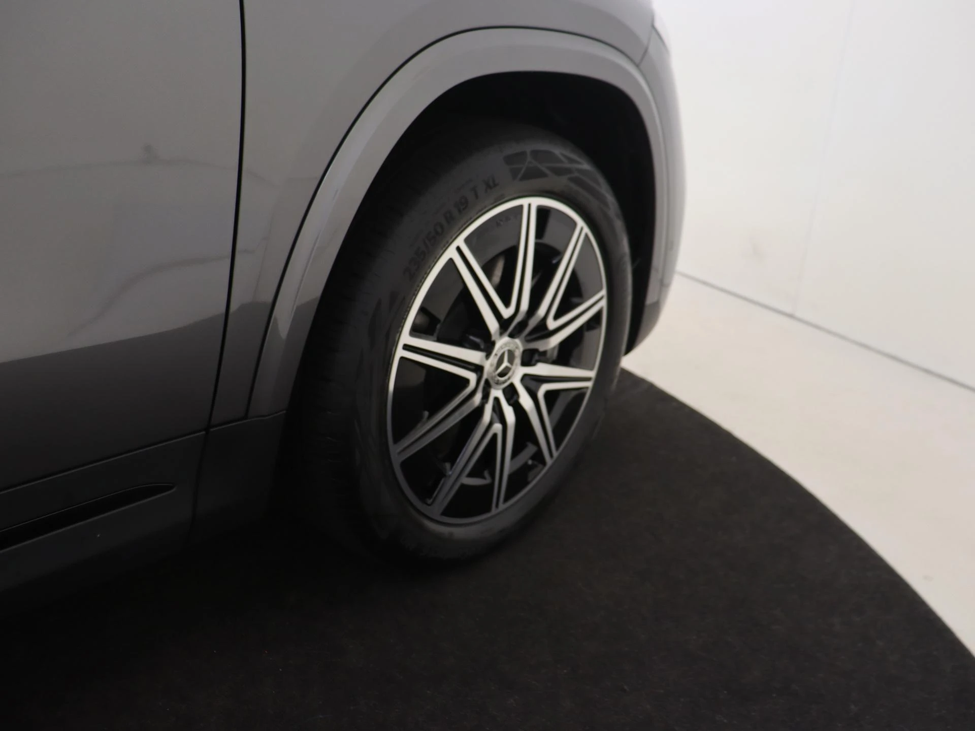 Mercedes-Benz-EQA-image-33