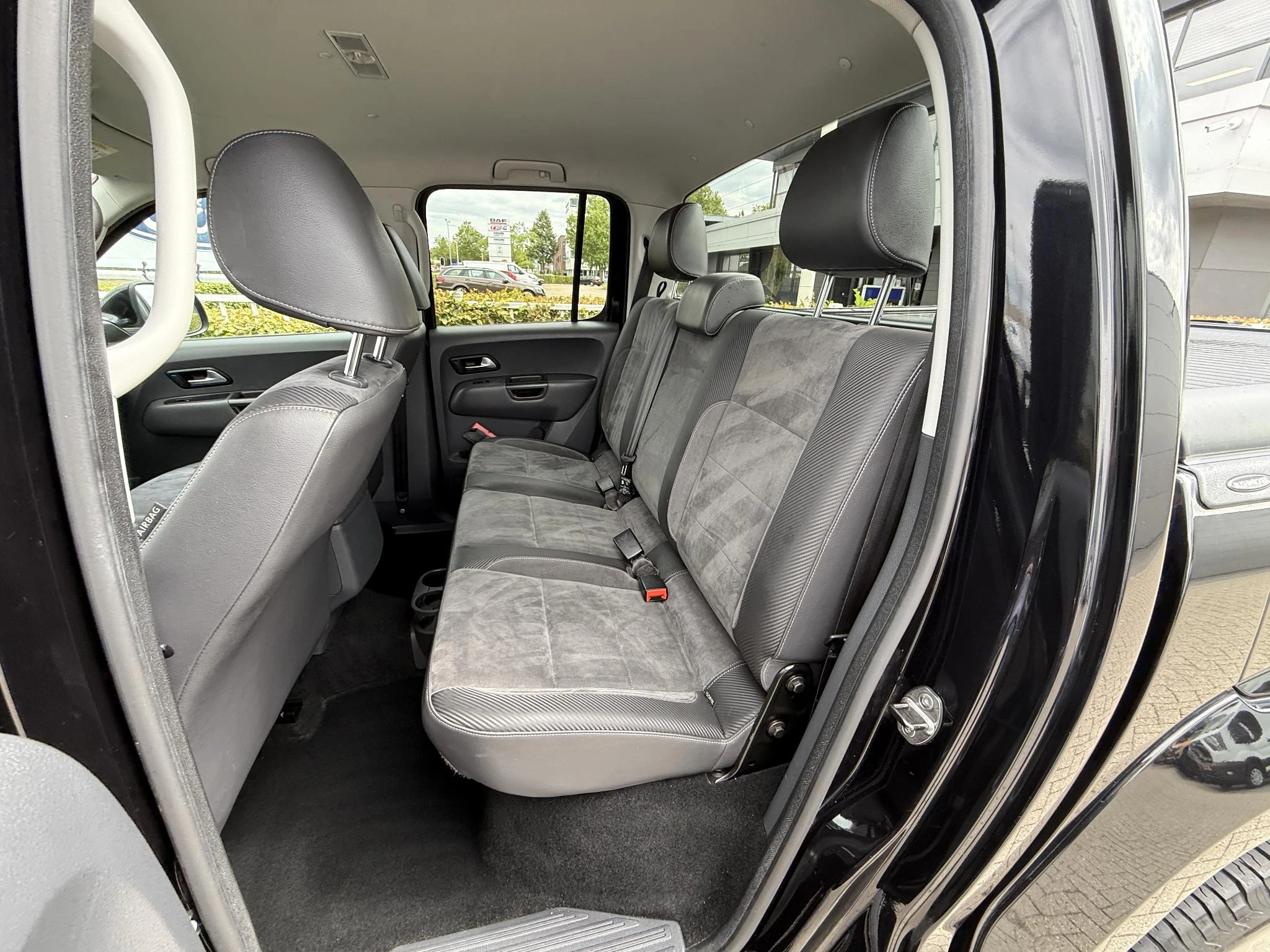 Volkswagen-Amarok-image-13