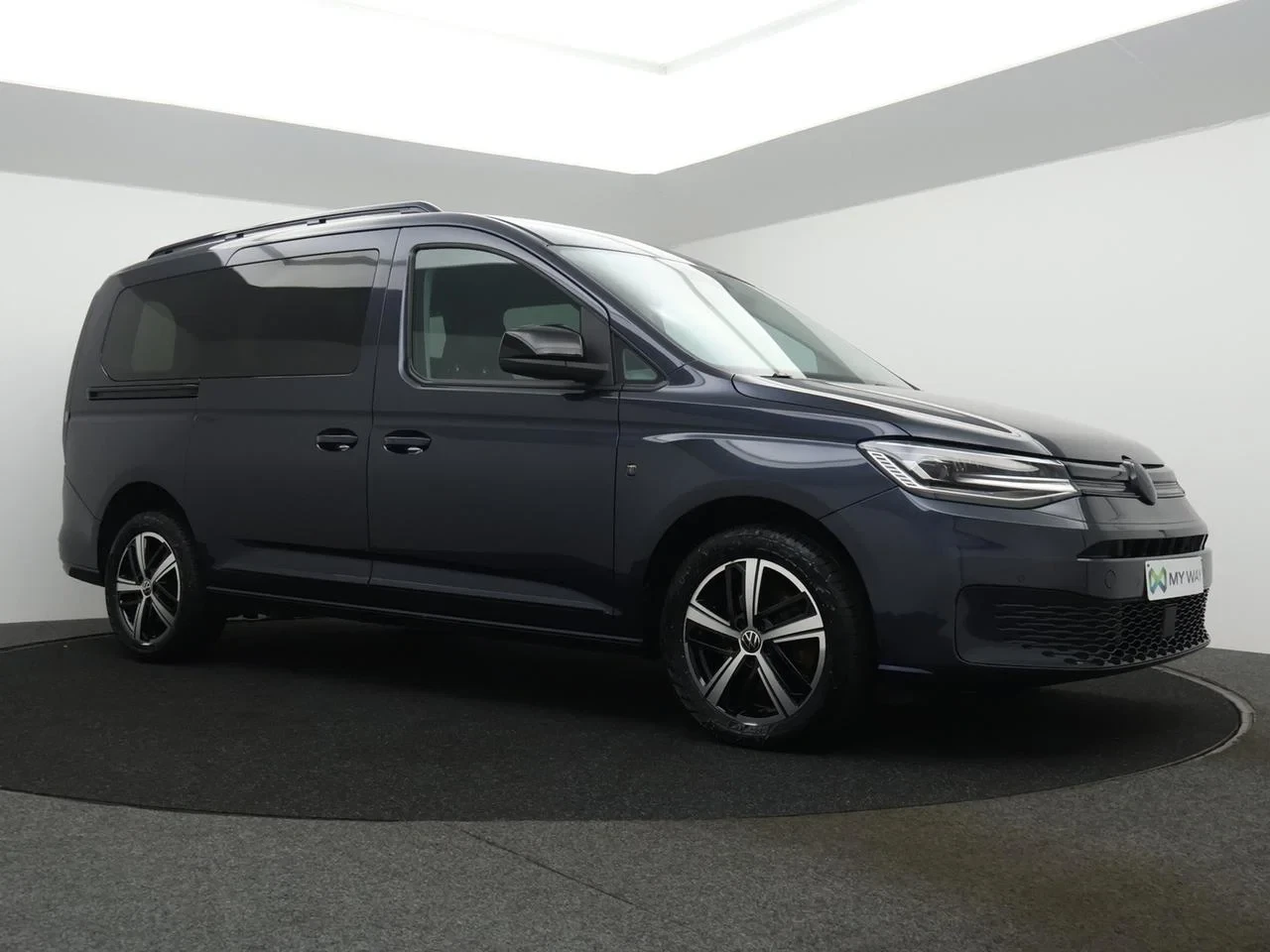 Volkswagen-Caddy-image-1