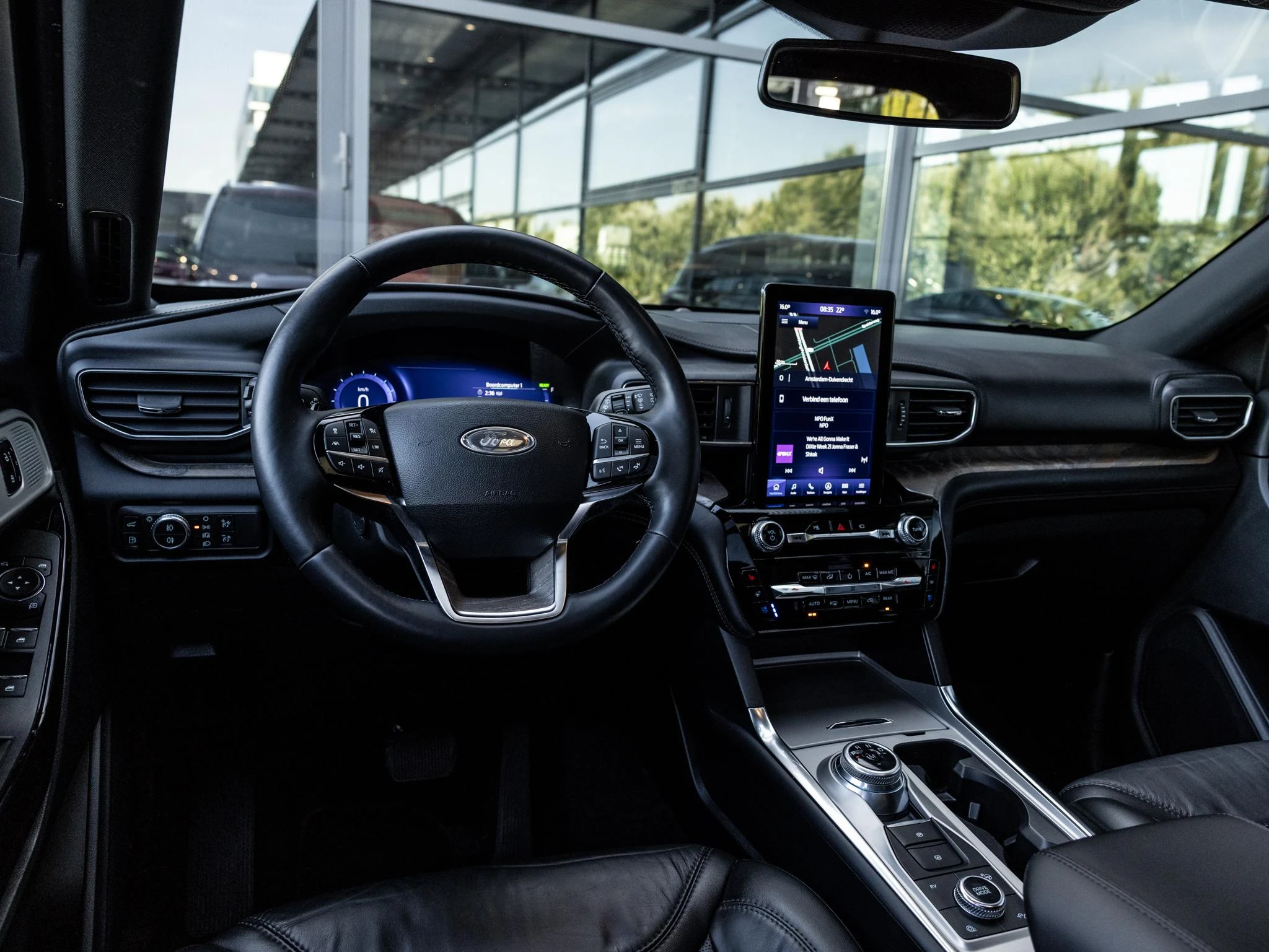 Ford-Explorer-image-12