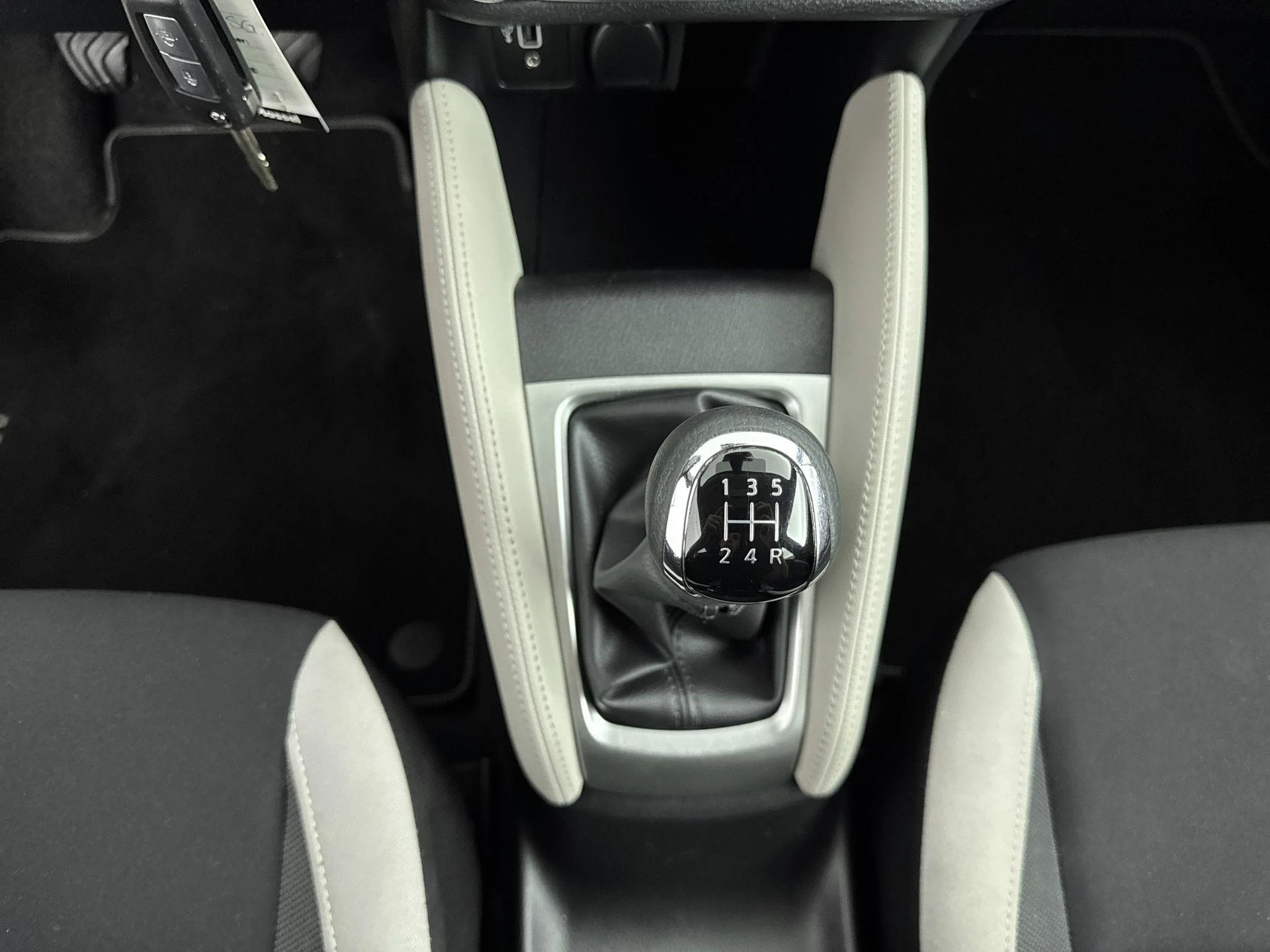 Nissan-Micra-image-22